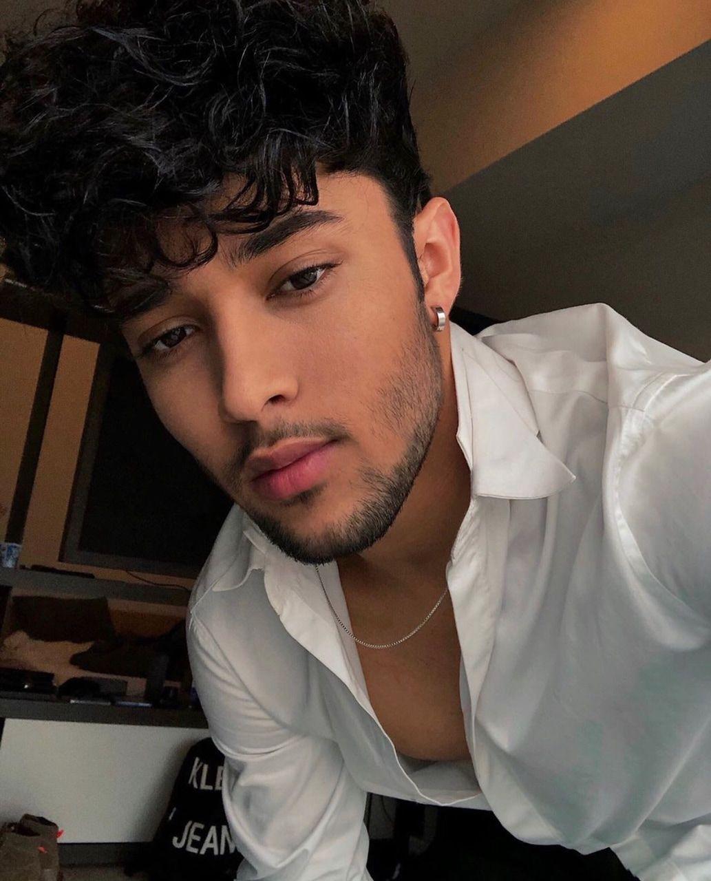 1033x1280 image about CNCO. See more about cnco, christopher velez and zabdiel de jesús