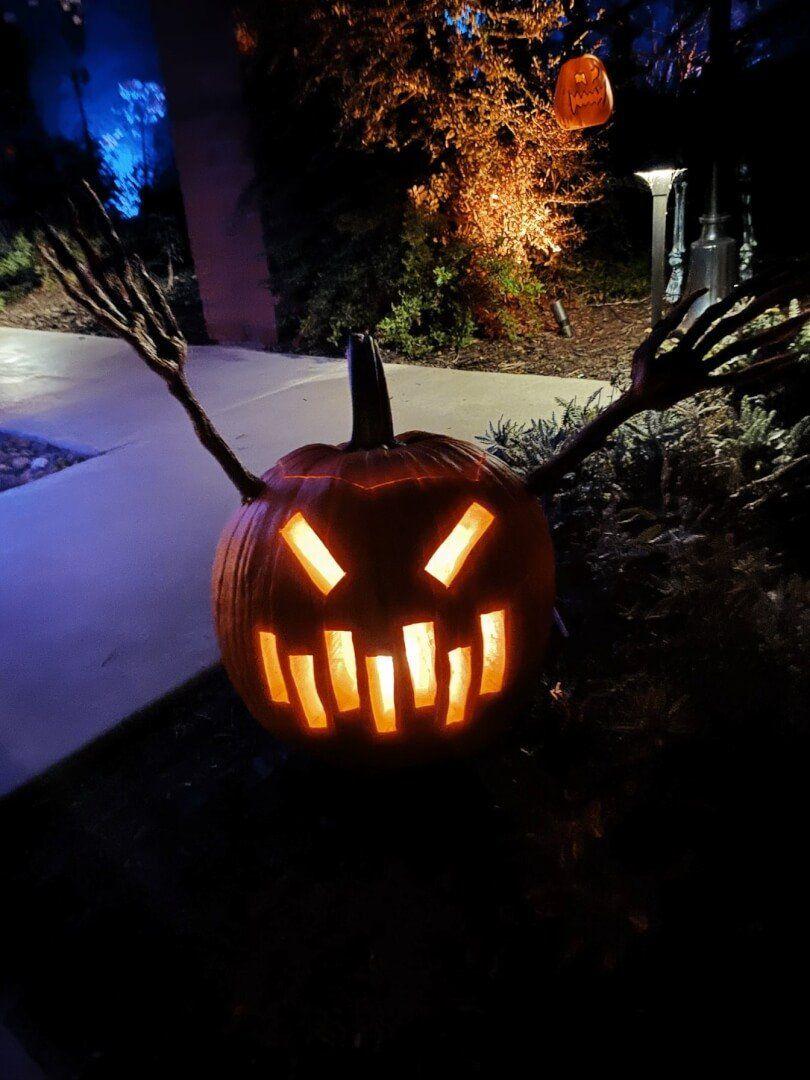 810x1080 Best Halloween Wallpaper for iPhone