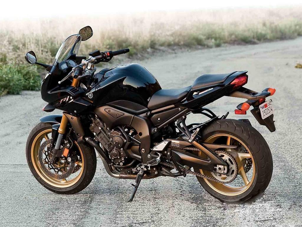 1024x768 Yamaha Fazer Wallpaper