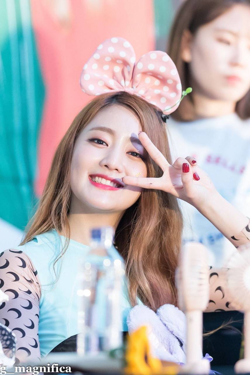 855x1280 Gidle Minnie wallpaper