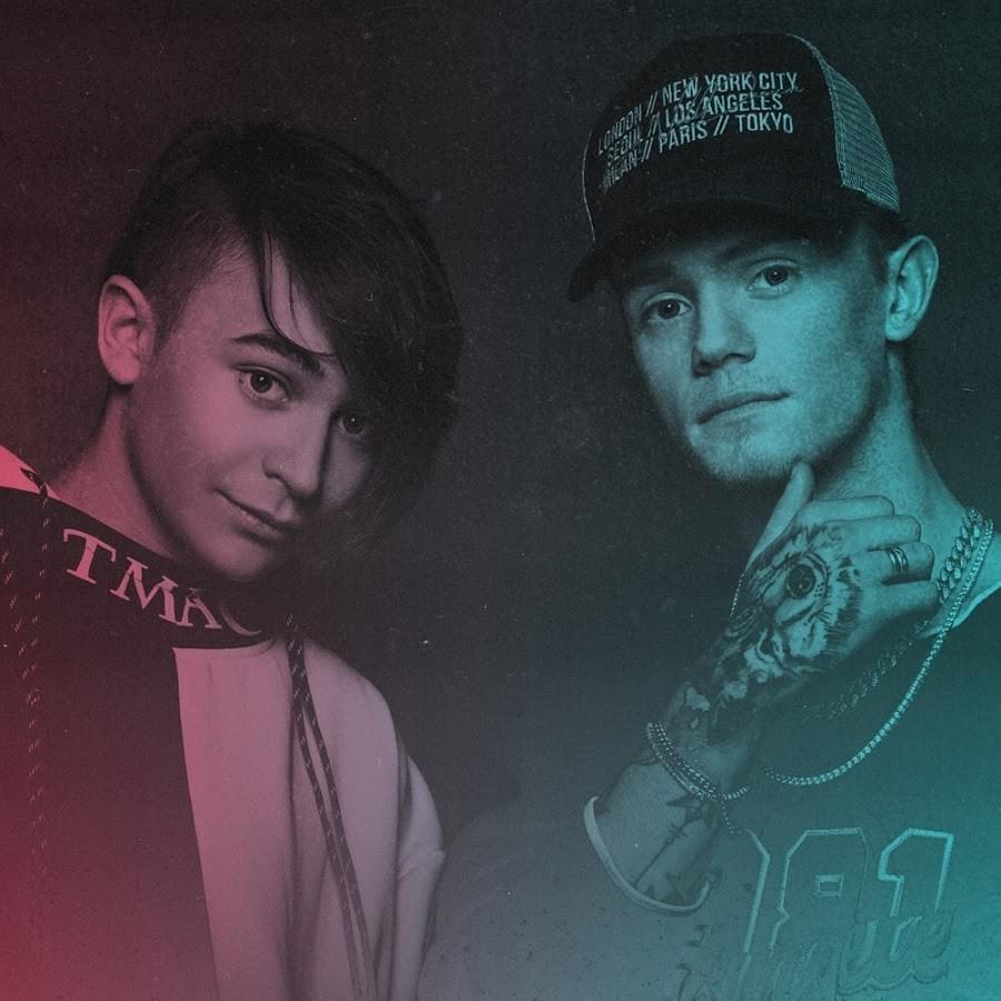 900x900 Leondre Devries Wallpaper