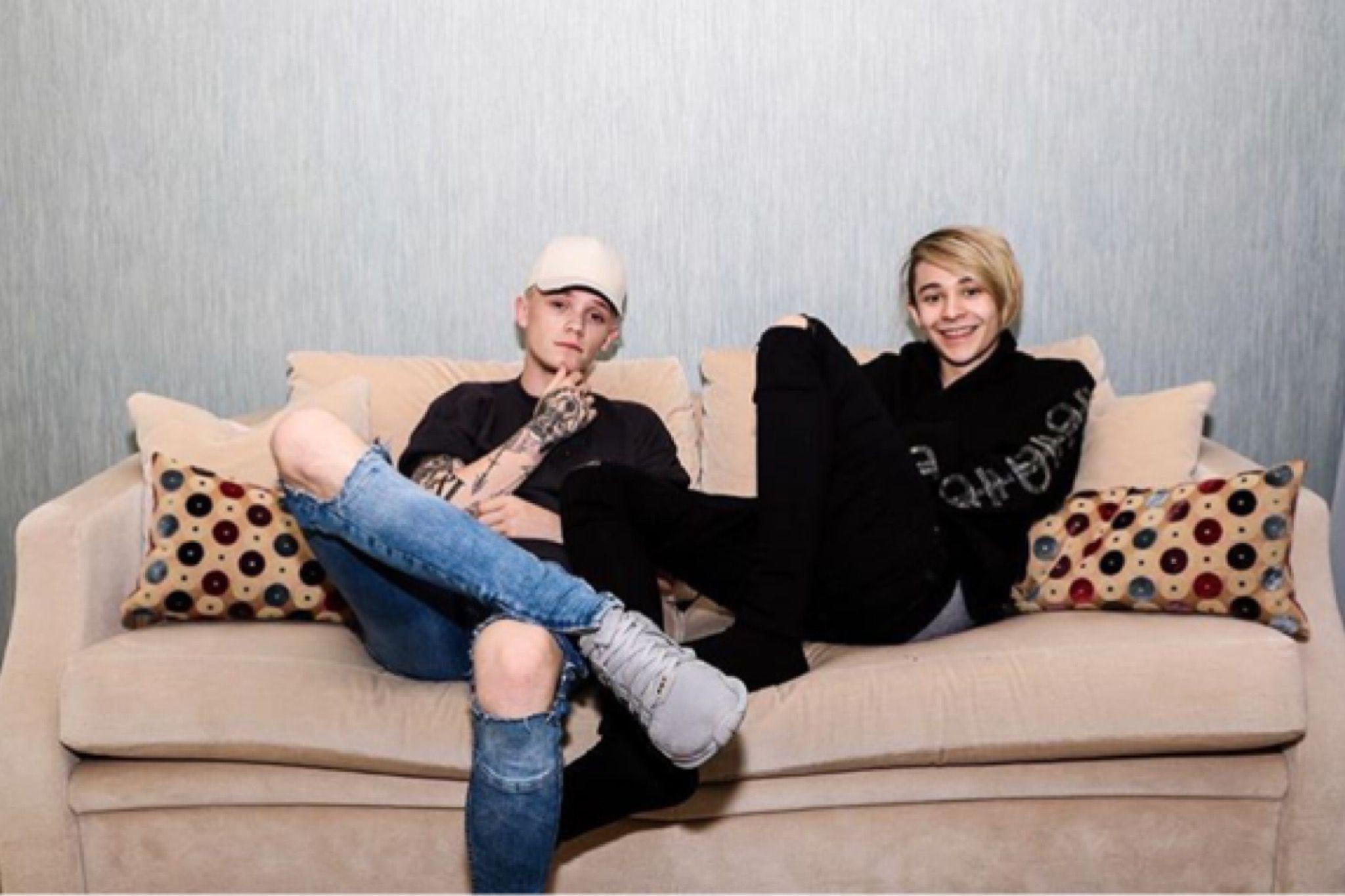 2048x1365 New laptop wallpaper. Bars and melody, Melody, Charlie bars and melody