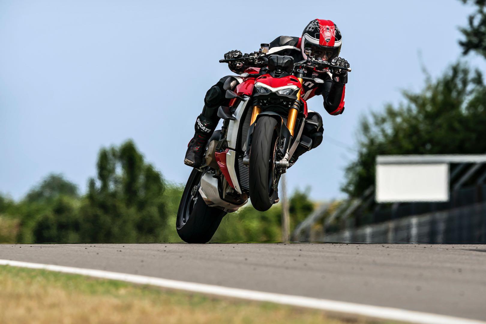1620x1080 Ducati Streetfighter V4 & V4S First Look: 15 Fast Facts (Video)