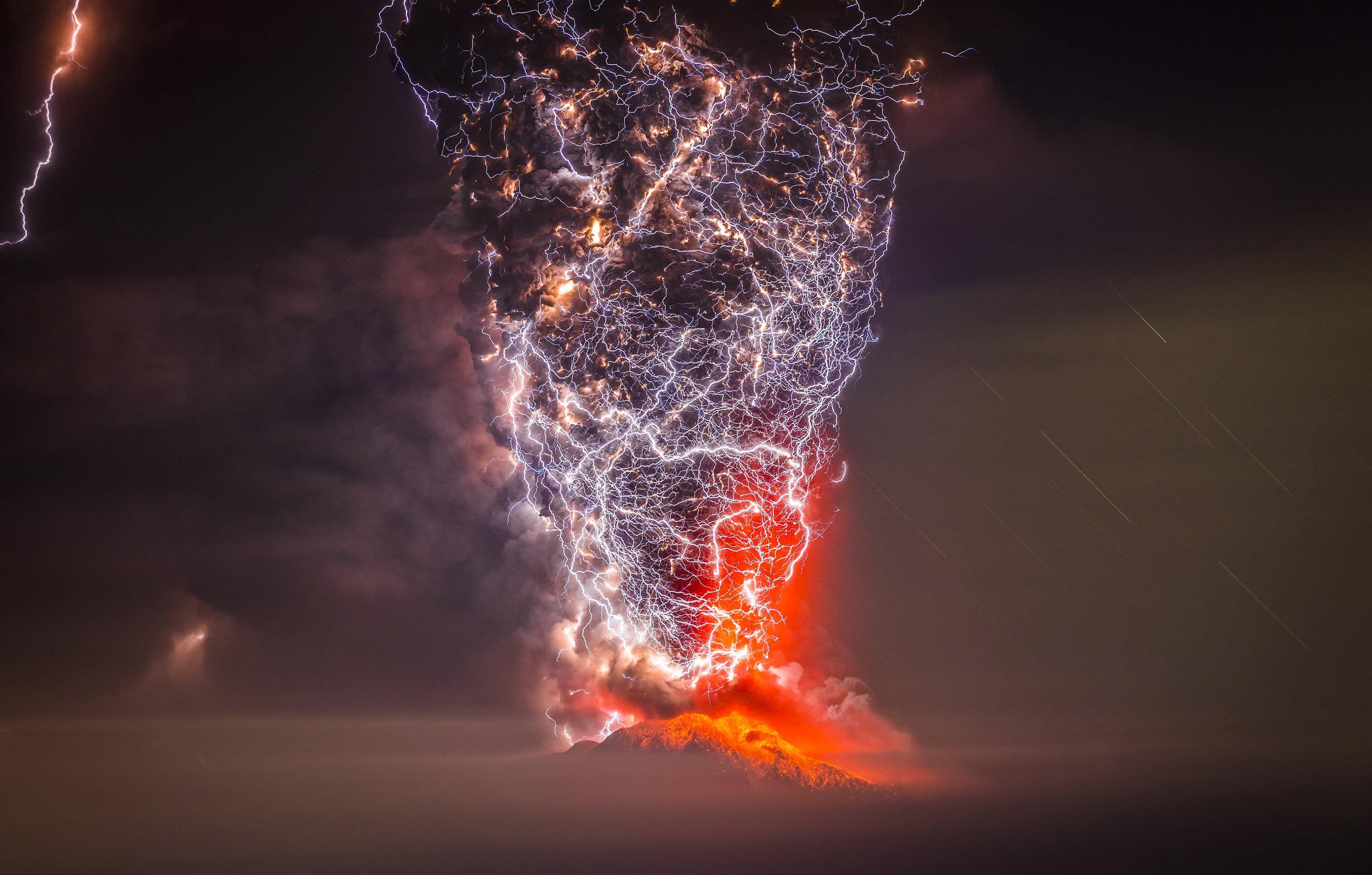 3500x2231 Eruption 4K wallpaper for your desktop or mobile screen free and easy to download