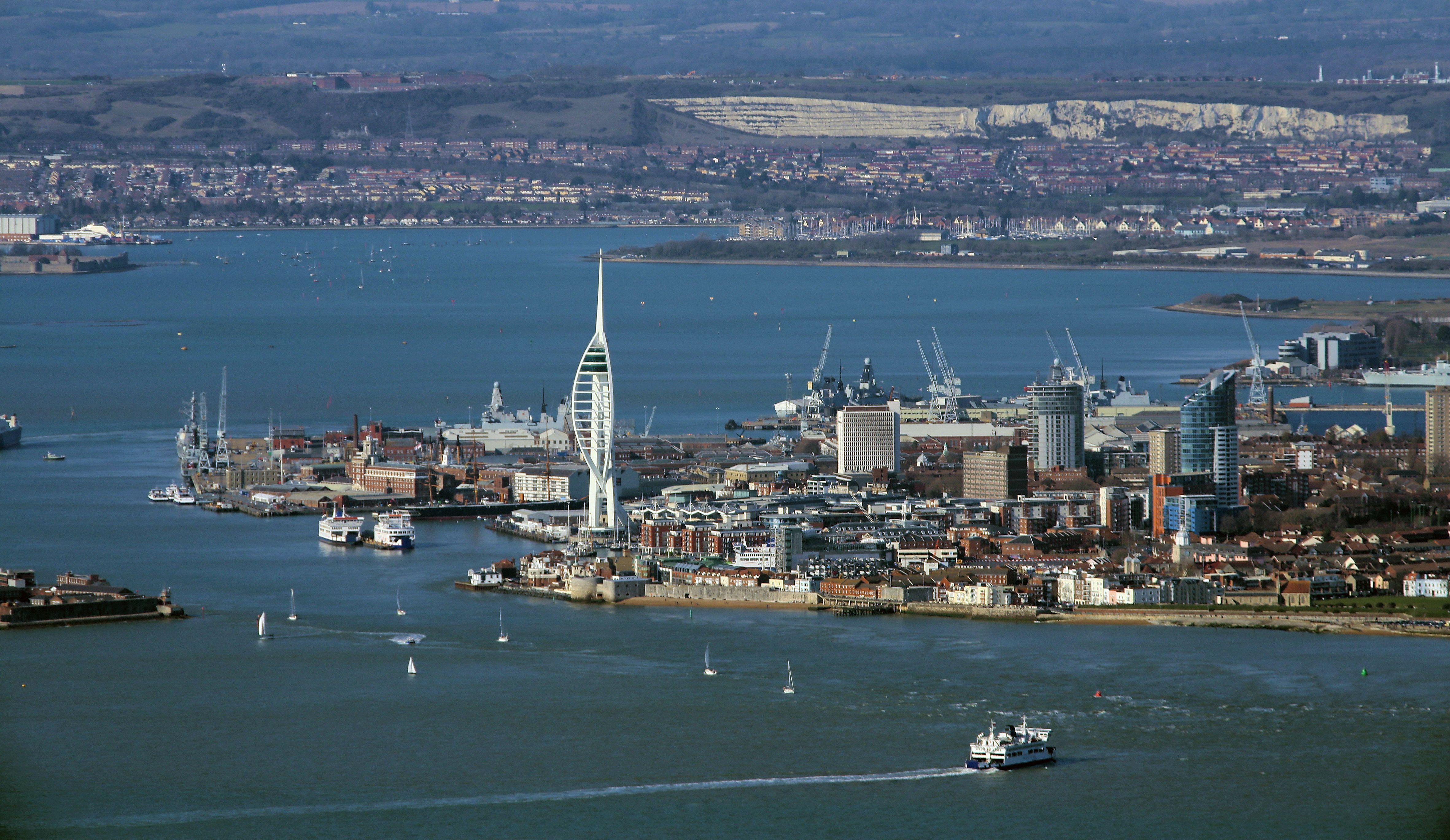 4724x2737 Portsmouth