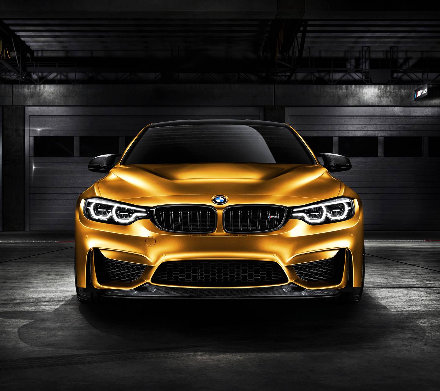 1440x1280 Gold BMW M4 wallpaper