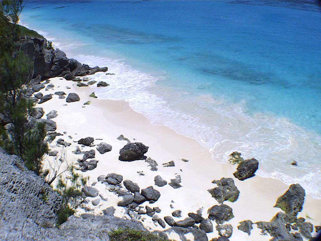 1024x768 image of Bermuda Wallpaper - #FAN