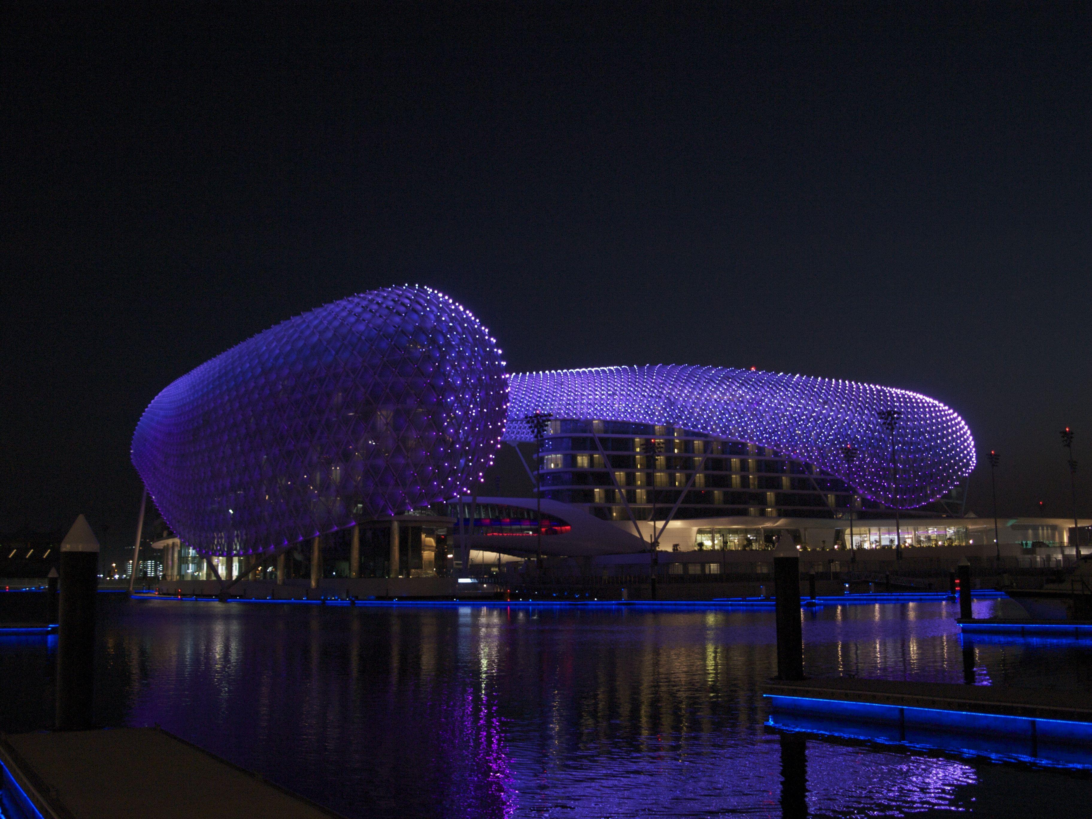 3648x2736 Amazing Construction Built Over F1 Racing Track Yas Viceroy Abu Dhabi Hotel By Asymptote Architecture. Homesthetics Ideas For Your Home