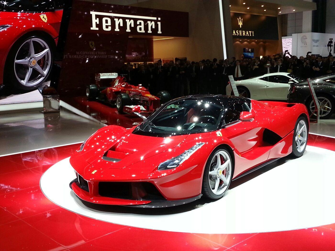 1400x1050 Breaking Ferrari steals the show