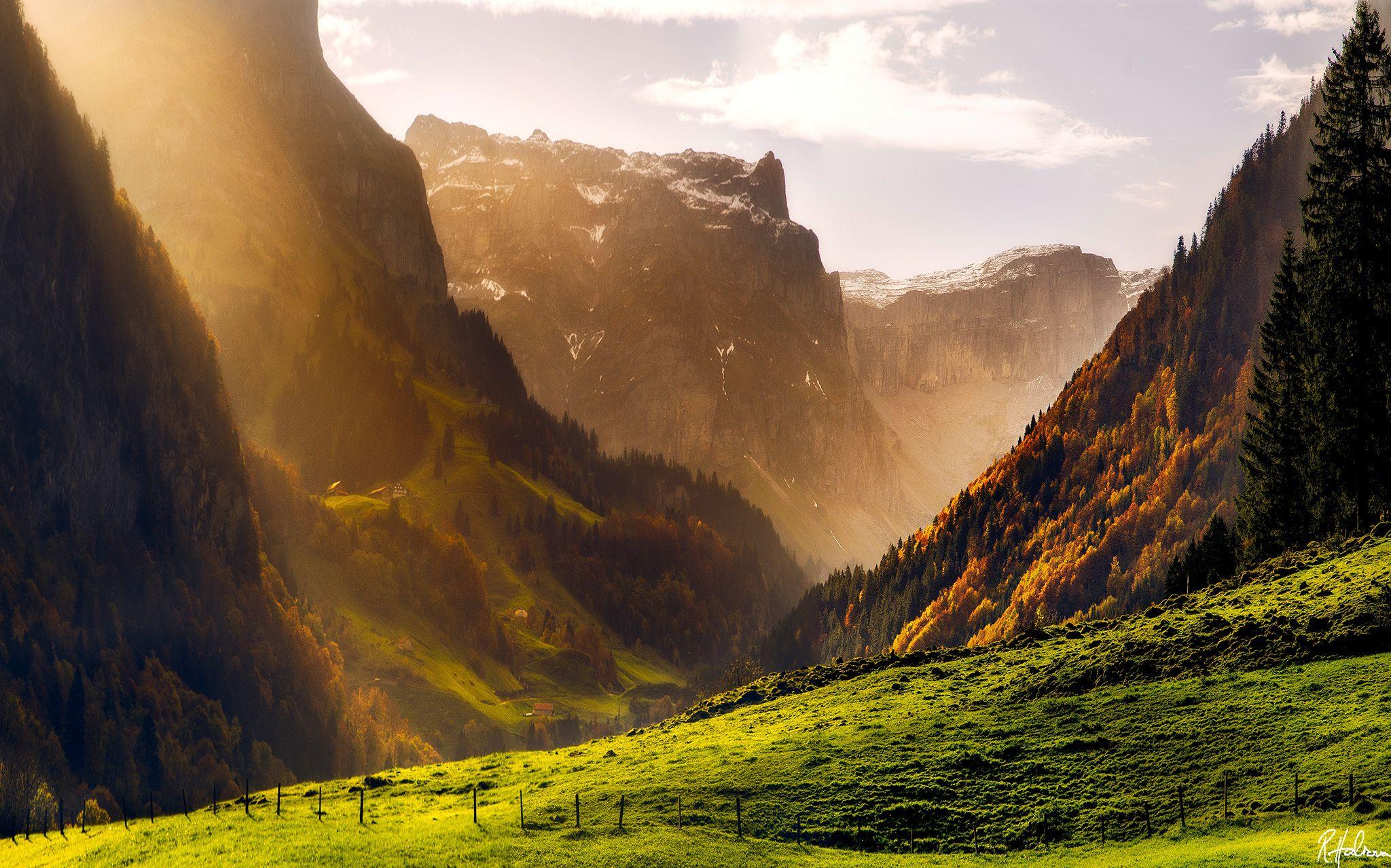 2048x1279 Autumn Switzerland Wallpaper