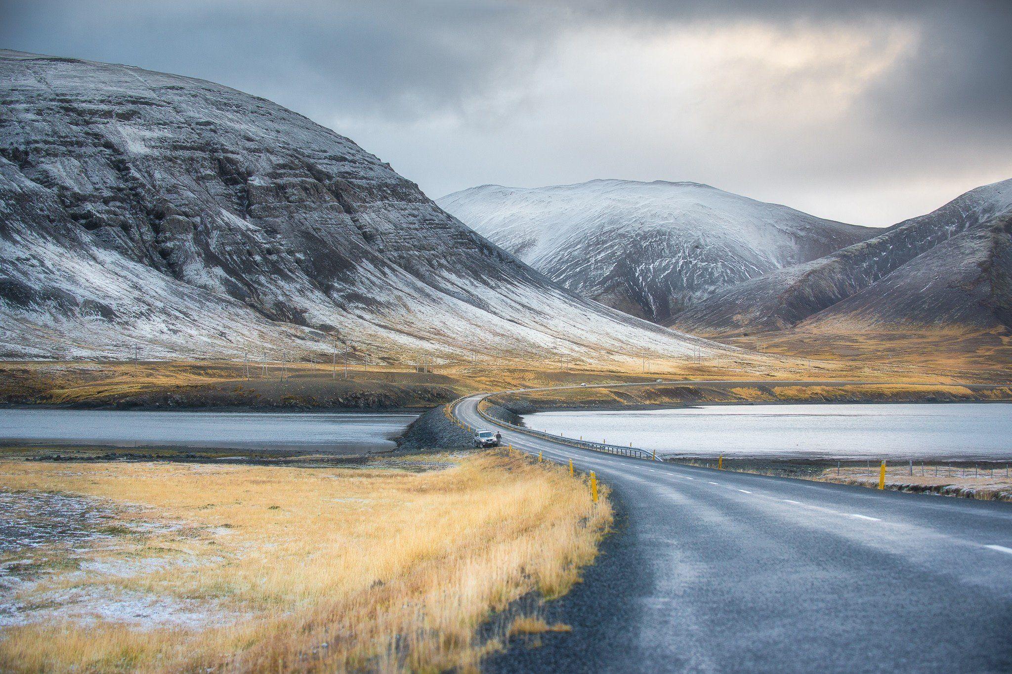 2048x1364 Mountain road clouds landscape lake river winter frost wallpaperx1364