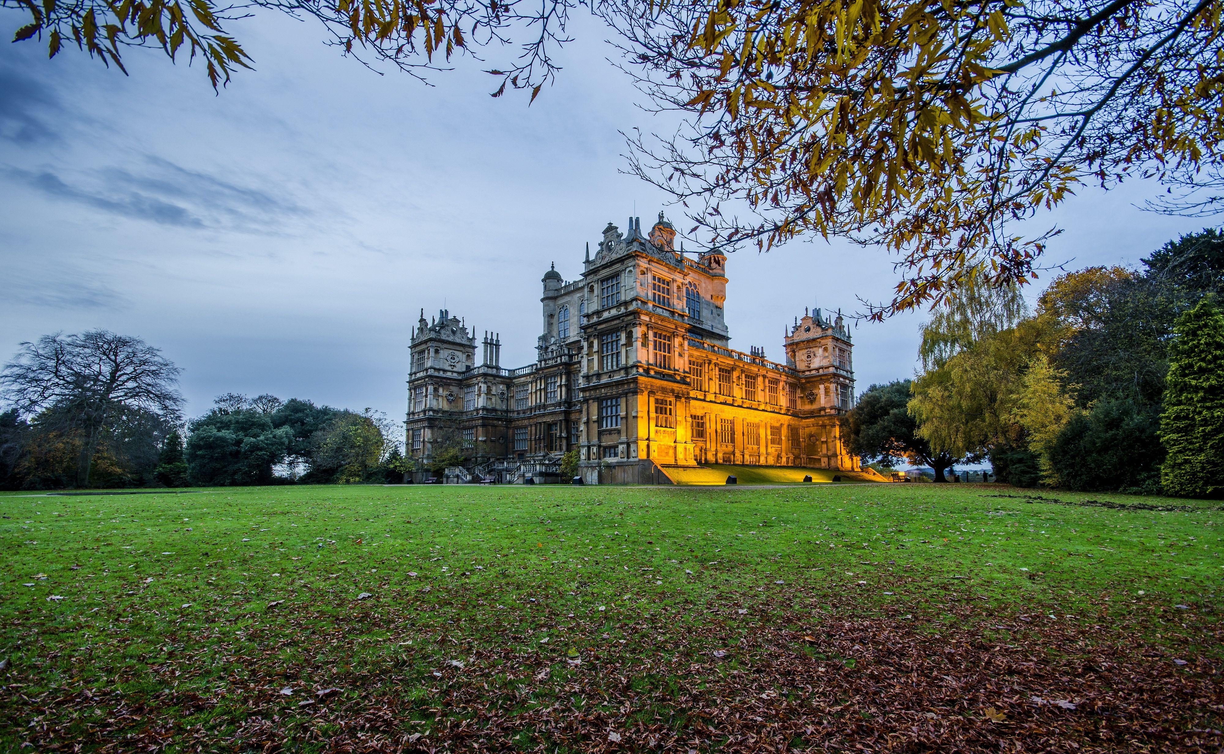 4000x2464 Download Wallpaper castle uk wollaton hall nottingham, 4000x Castle Wollaton Hall, Nottingham, UK