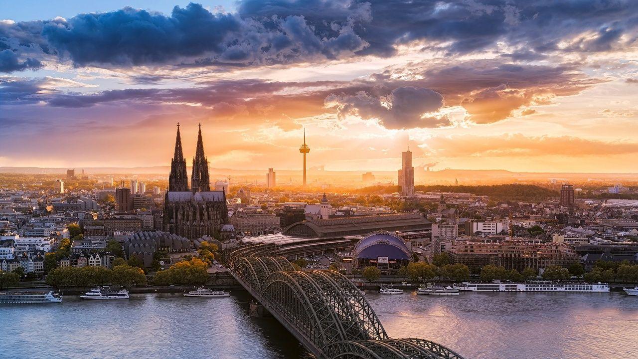 1280x720 Cologne Cathedral Germany City Wallpaper