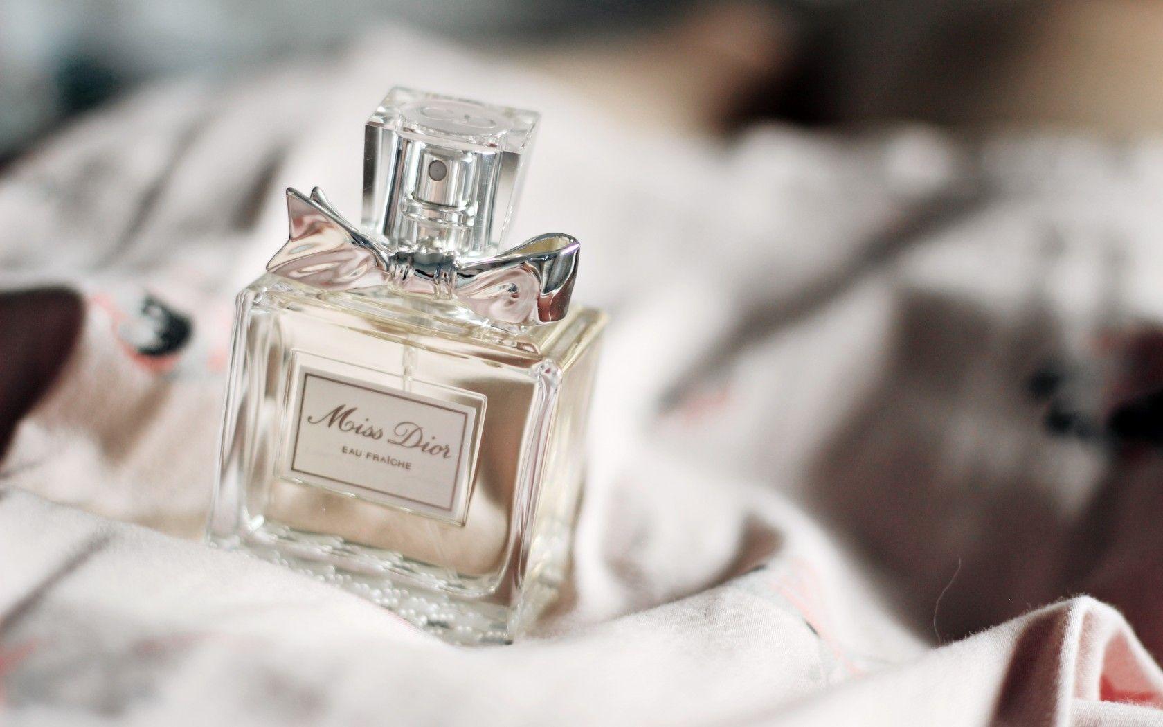 1680x1050 Chanel Perfume Computer Wallpaper
