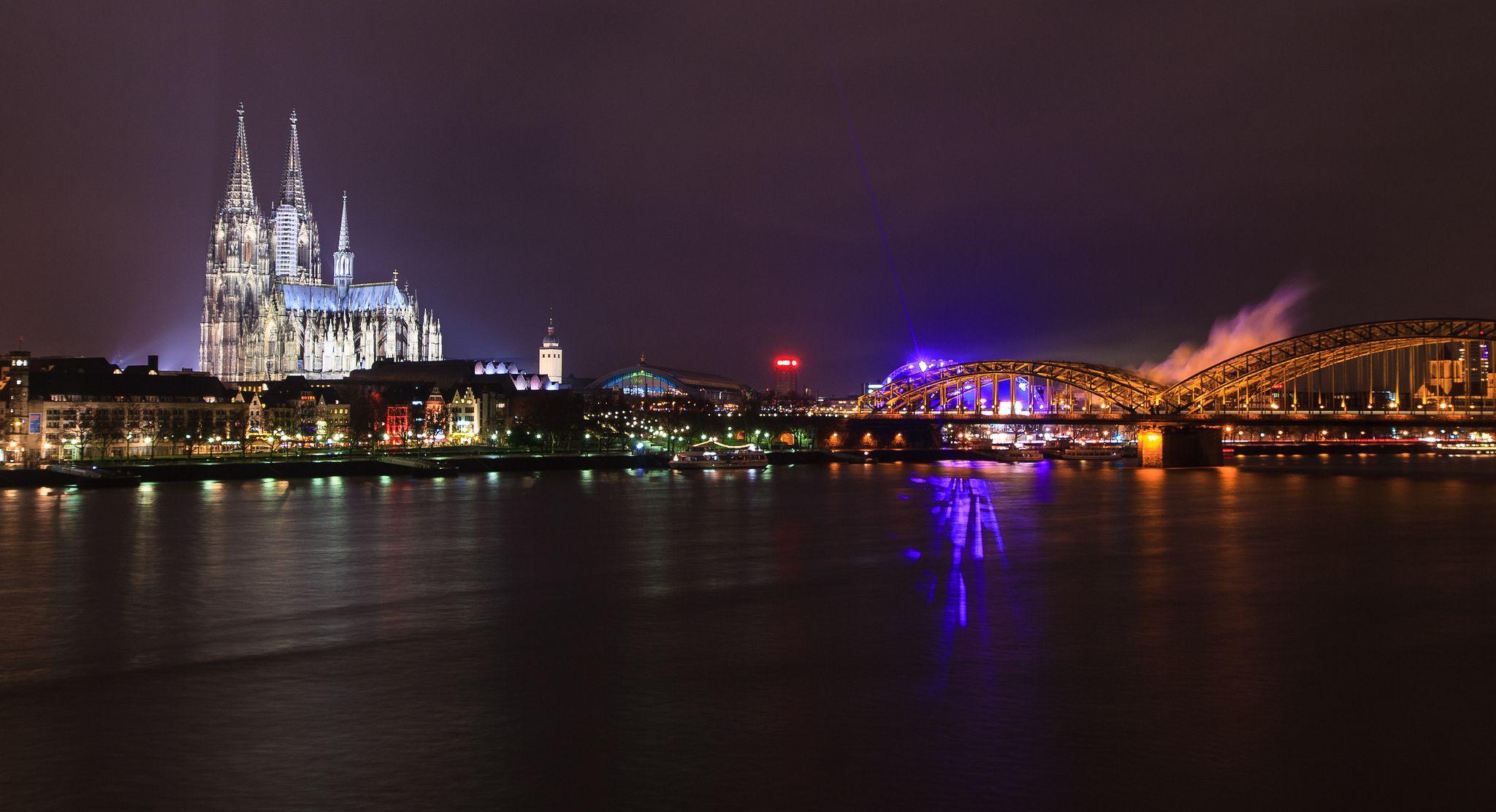 2048x1112 Cologne Germany Wallpaper:2048x1112