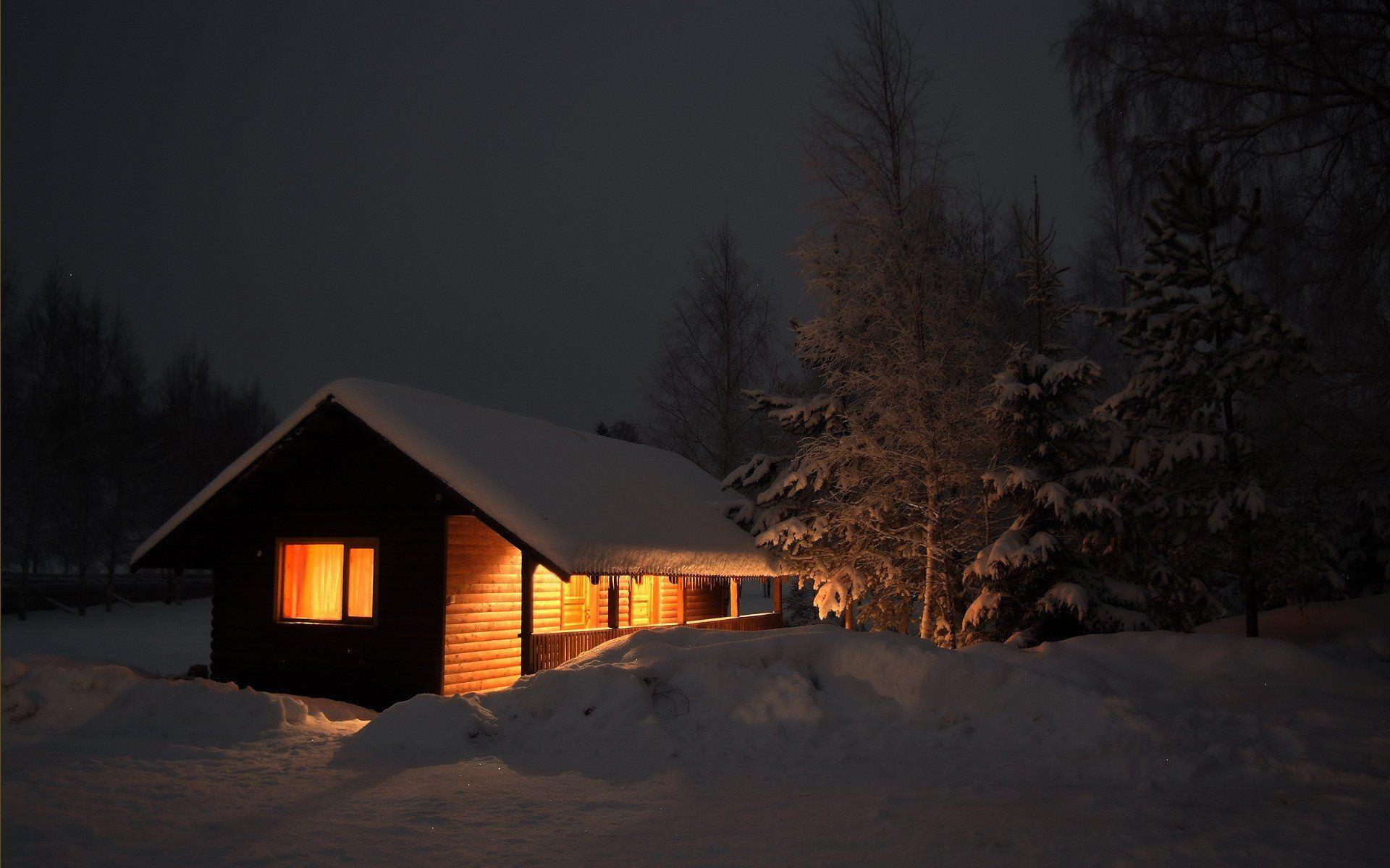 1920x1200 Snowy Log Cabin In Winter Wallpaper .