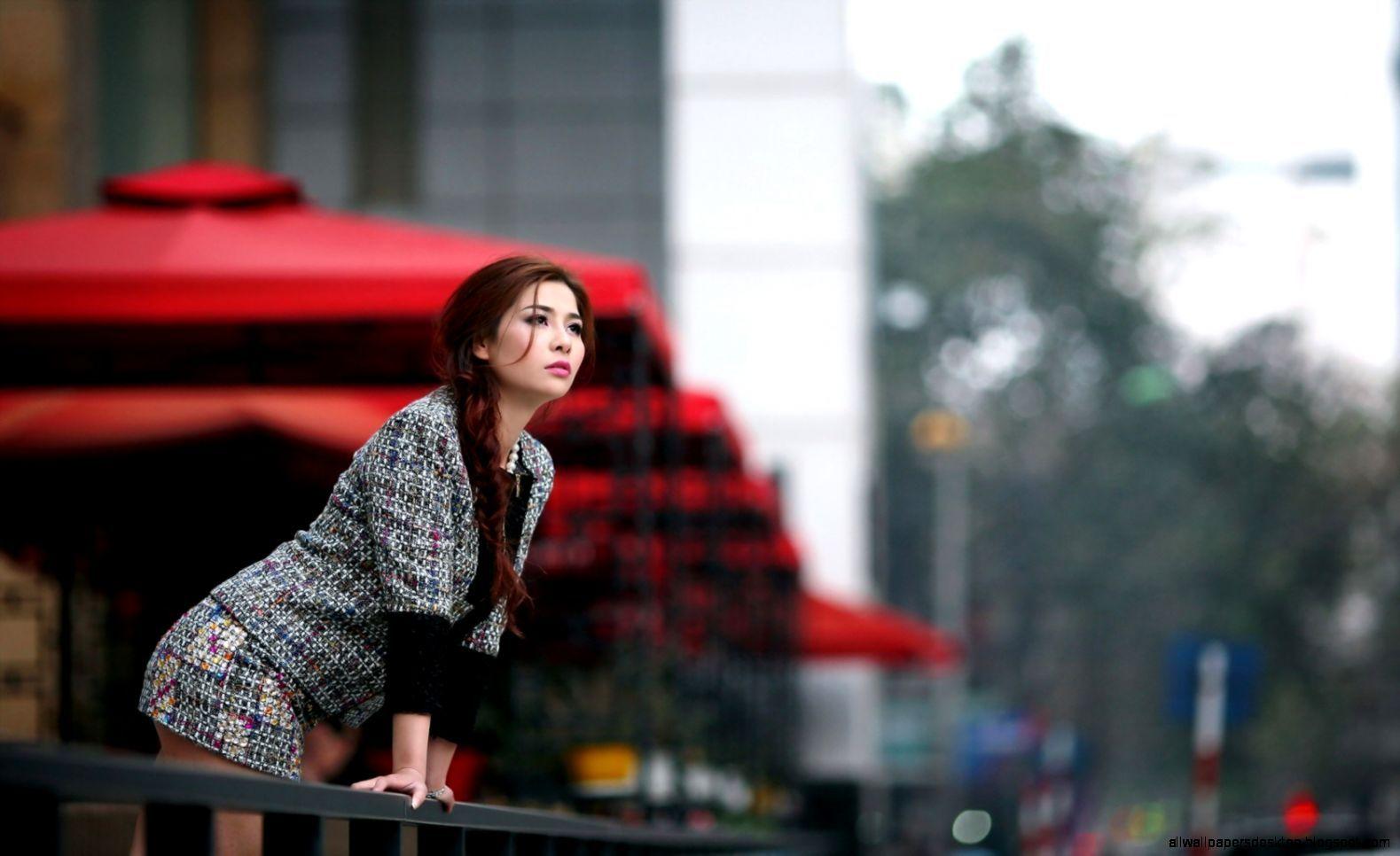 1579x966 City Girl Model HD Wallpaper. All Wallpaper Desktop