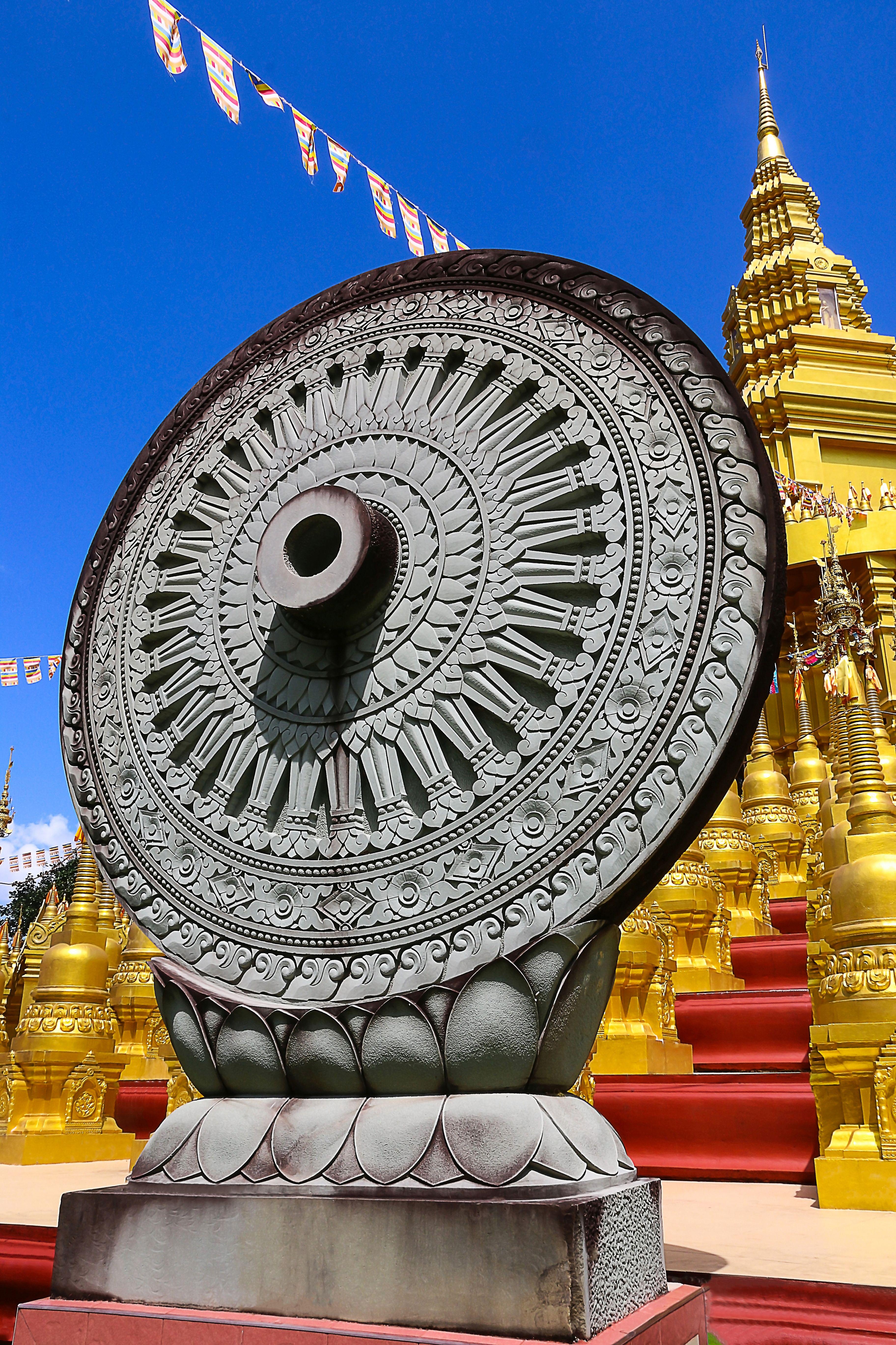 3648x5472 Free of wheel of dhamma, wheel of life