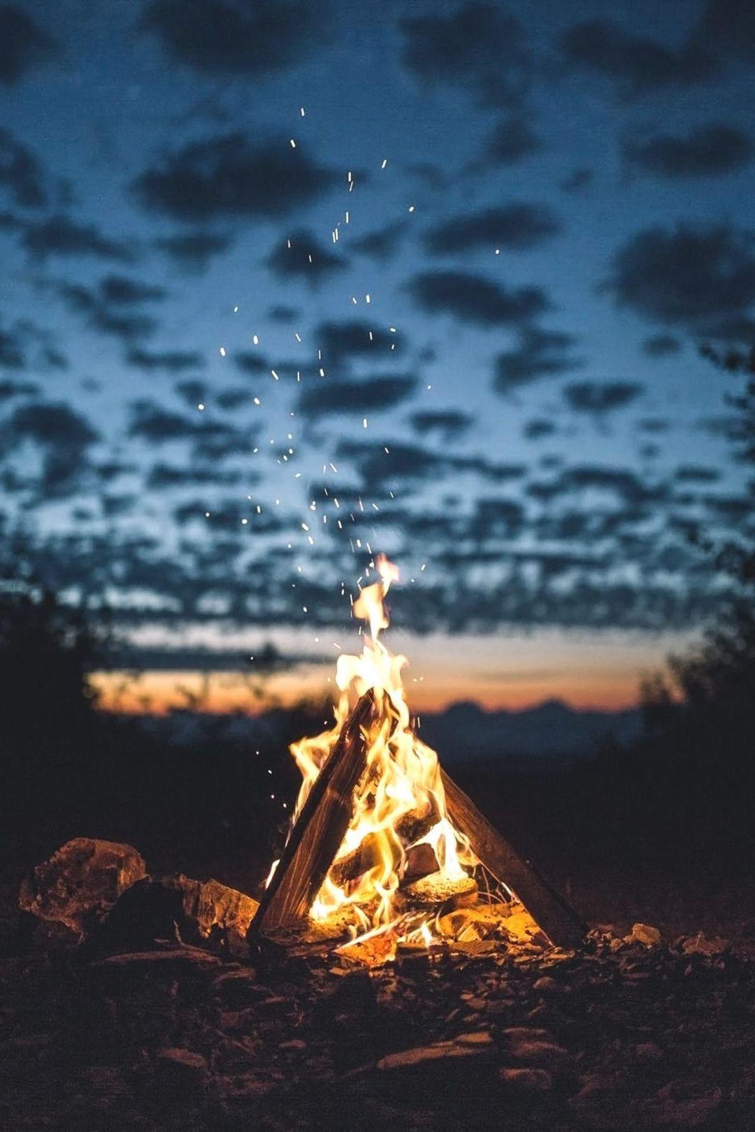 Campfire Aesthetic Wallpapers - Top Free Campfire Aesthetic Backgrounds ...