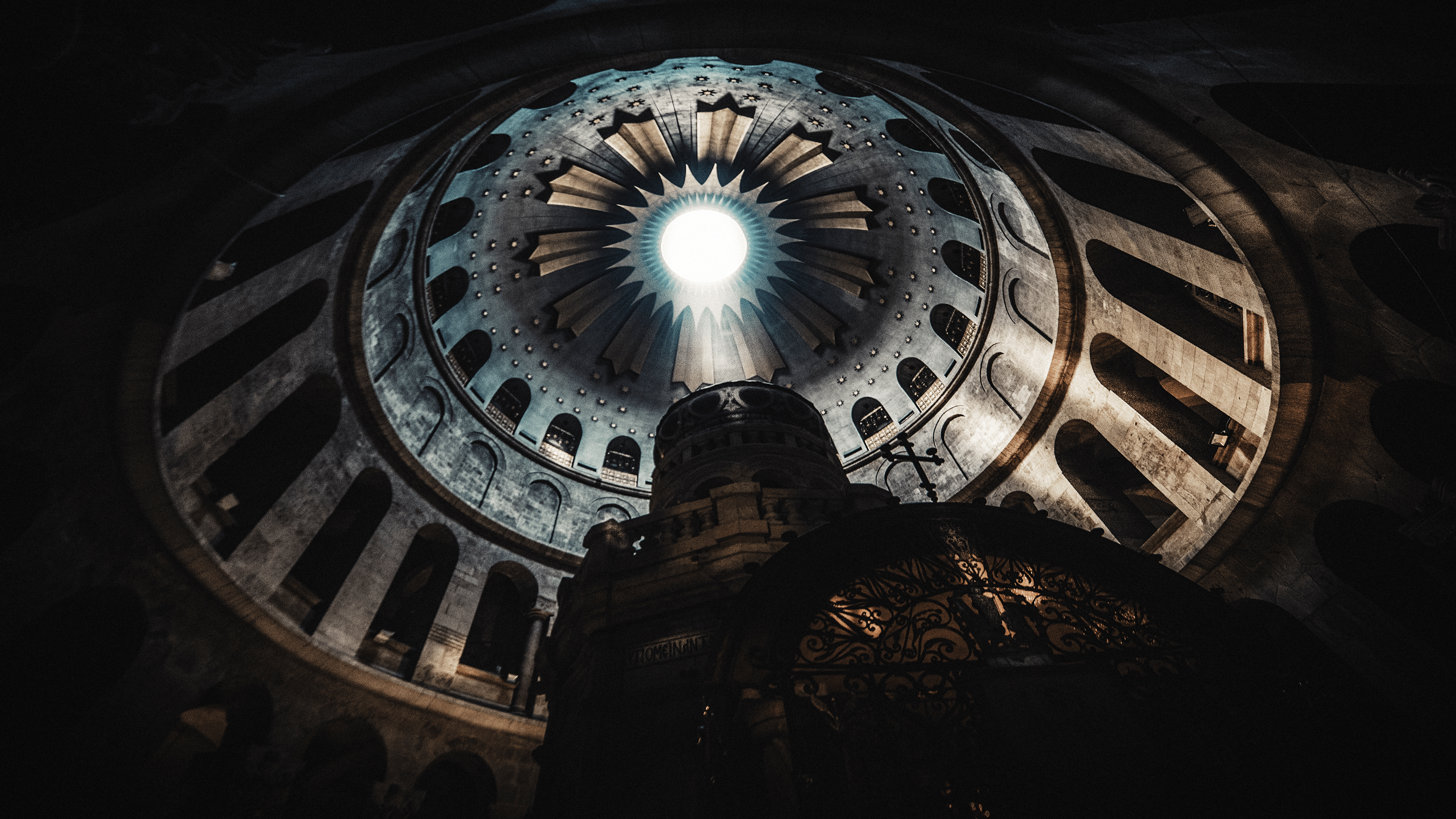 3840x2160 Church of the Holy Sepulchre, Jerusalem by David Rodrigo [3840x2160]