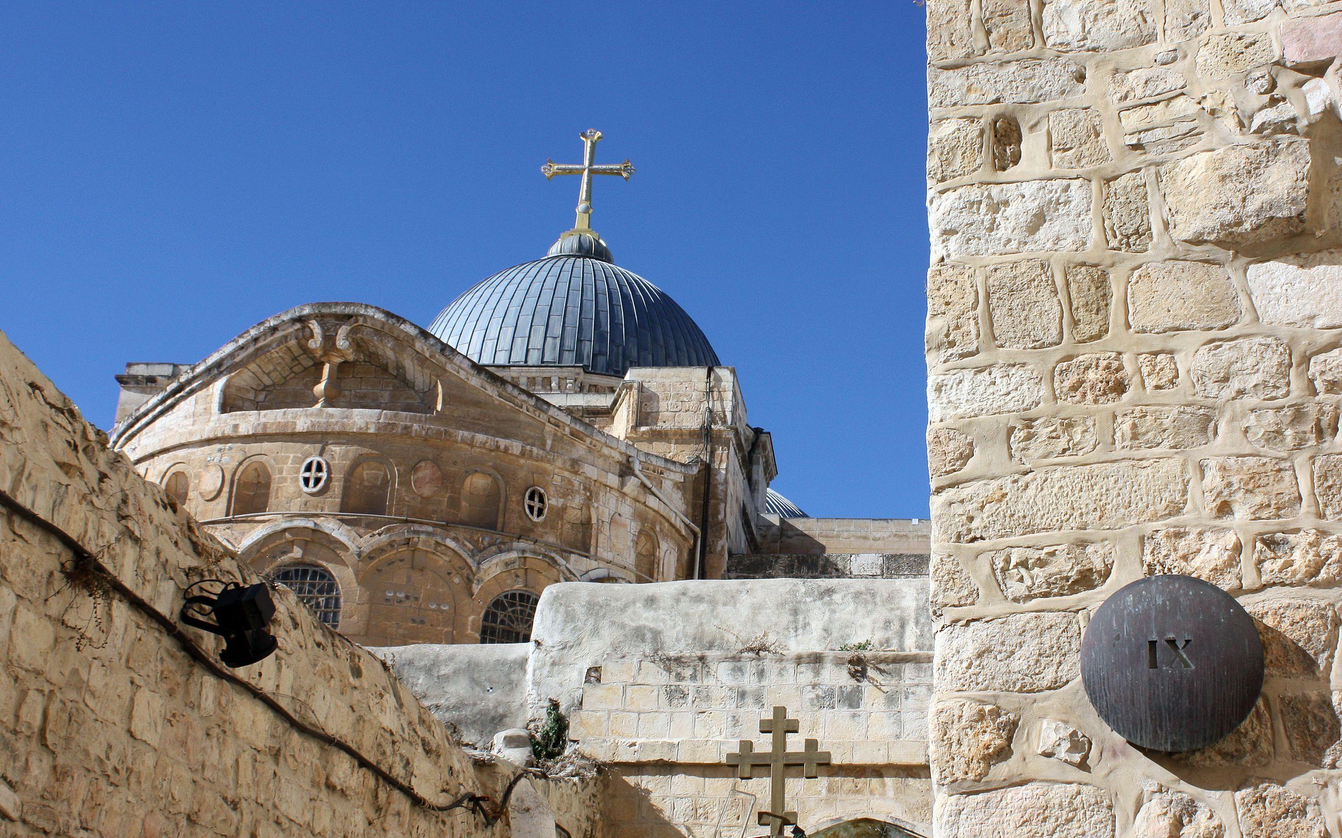 2608x1628 Church of the Holy Sepulchre Wallpaper. Church Hunchback of Notre Dame Wallpaper, Country Church Wallpaper and February Church Wallpaper
