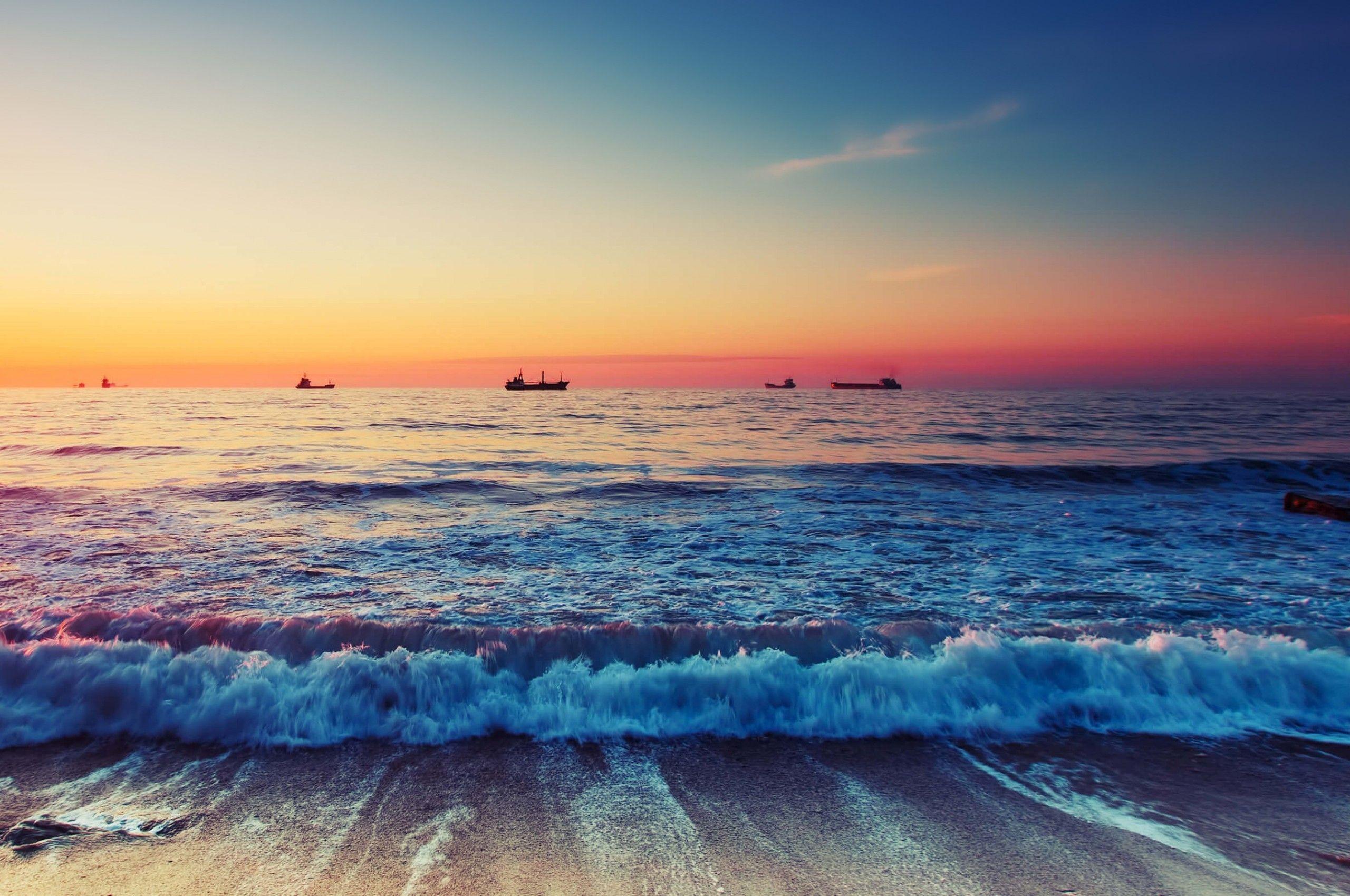 2560x1700 Download 2560x1700 Ocean, Beach, Sunset, Horizon, Scenic, Waves Wallpaper for Chromebook Pixel