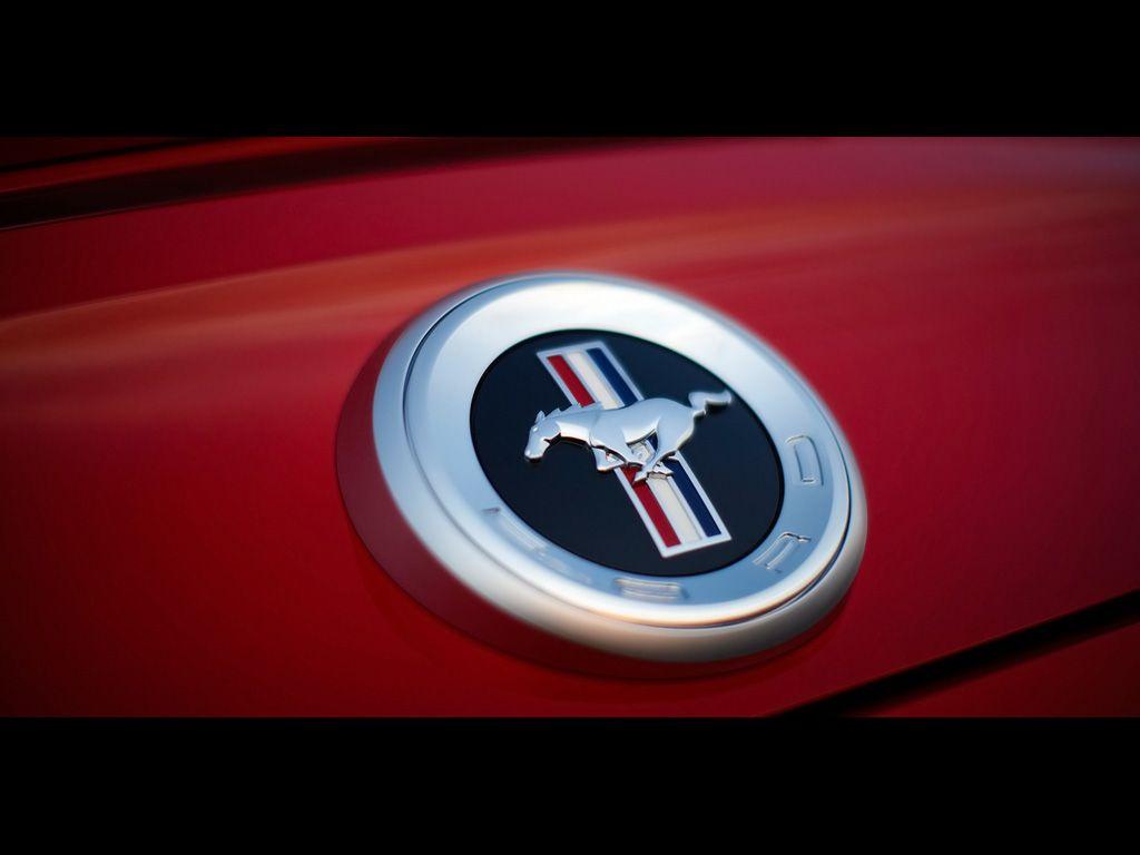1024x768 ford mustang rear logo