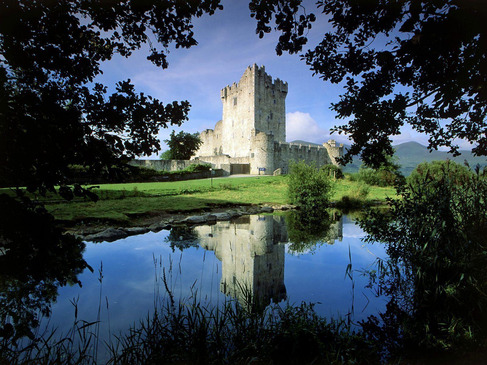 1600x1200 Kenmare, not as well known as its neighbor, Killarney, but a