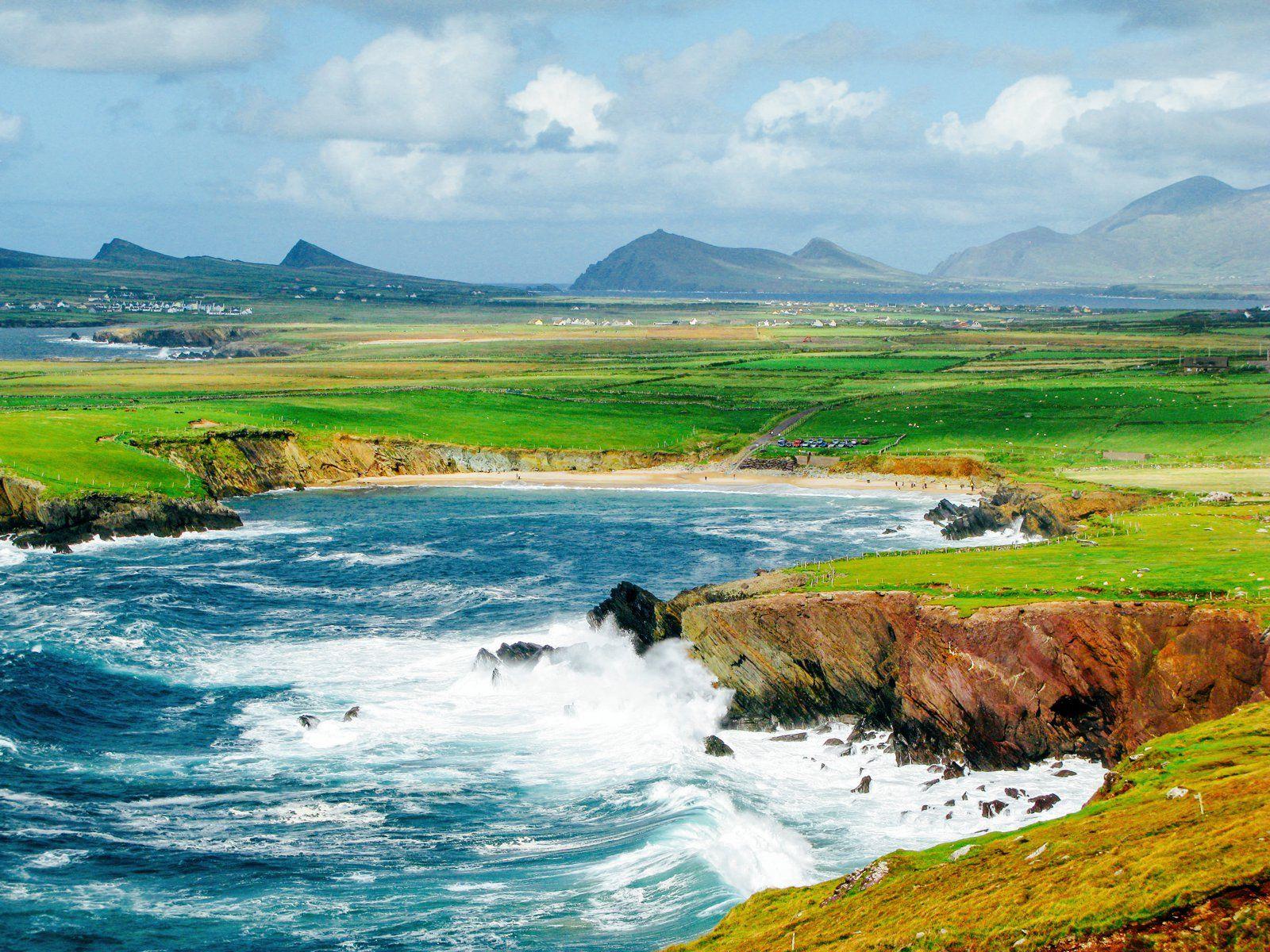1600x1200 Towns & Villages You Have To Visit In Ireland! Luggage Only