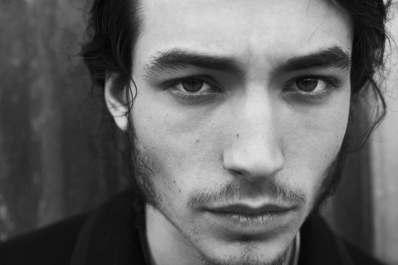 1280x854 Ezra Miller Wallpaper