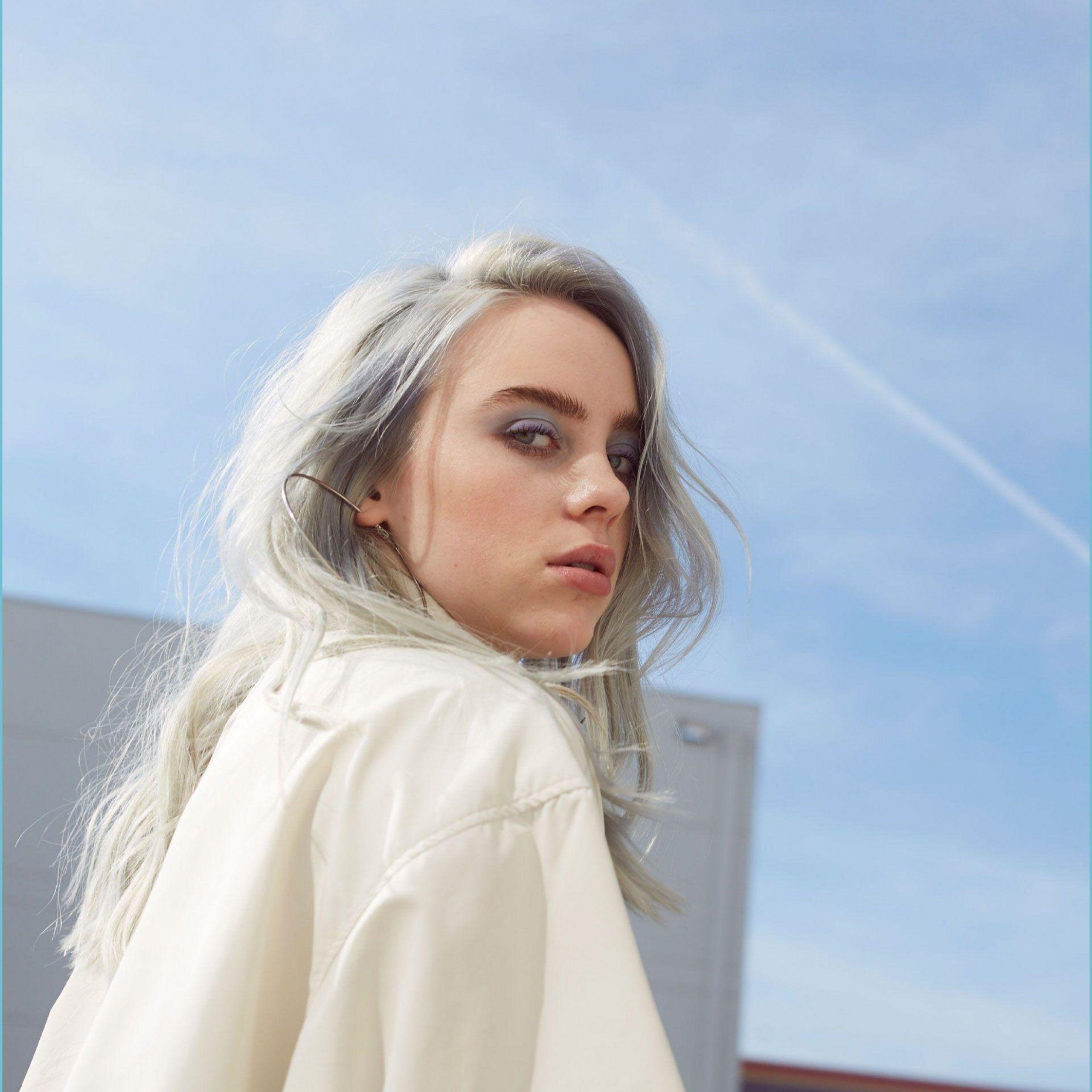 2560x2560 Billie Eilish Wallpaper