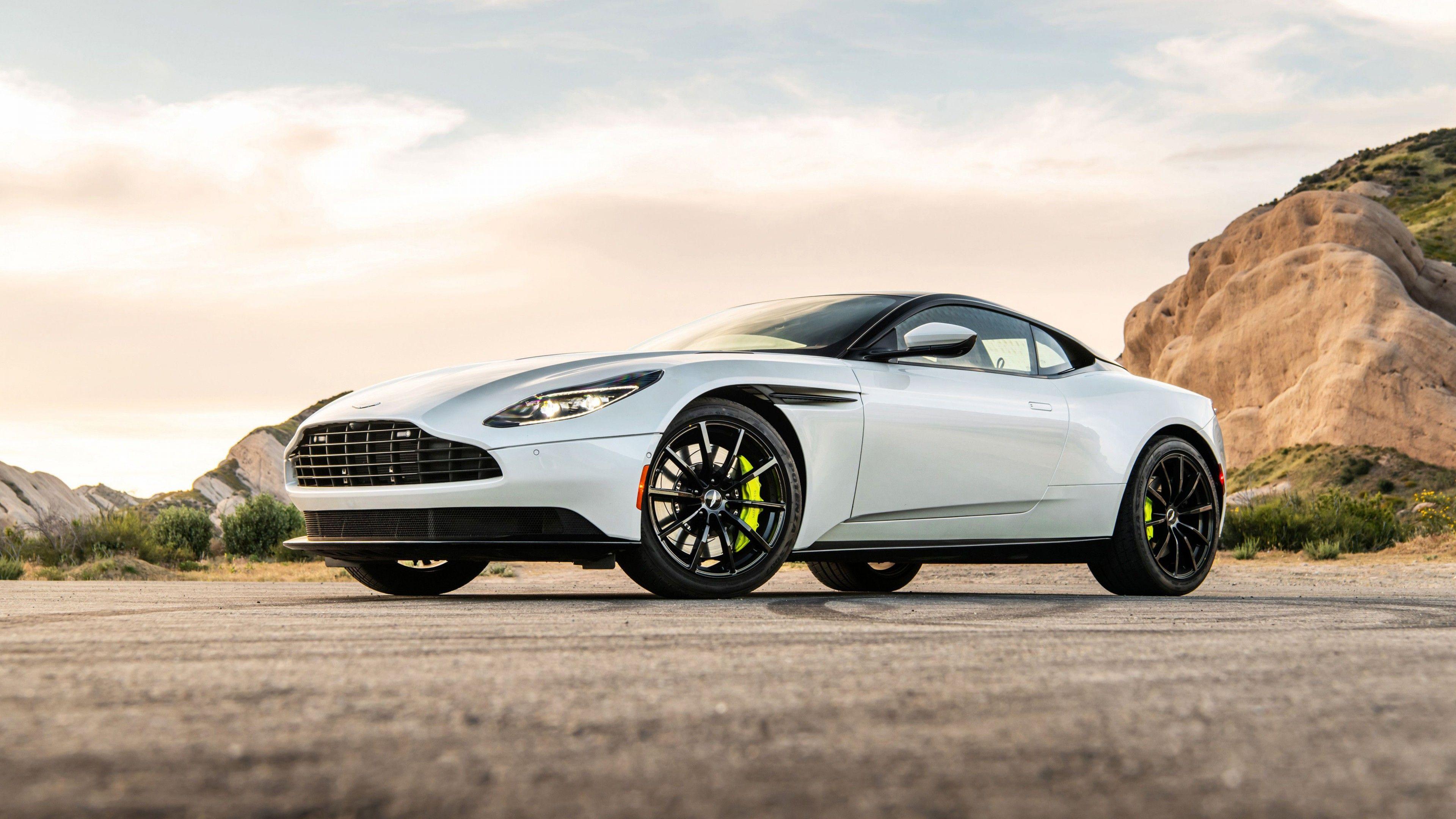 3840x2160 4K Aston Martin DB11 AMR Car