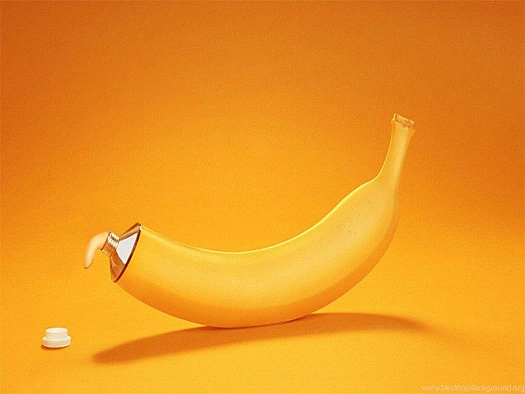 1024x768 Funny Banana Wallpaper Image Desktop Background