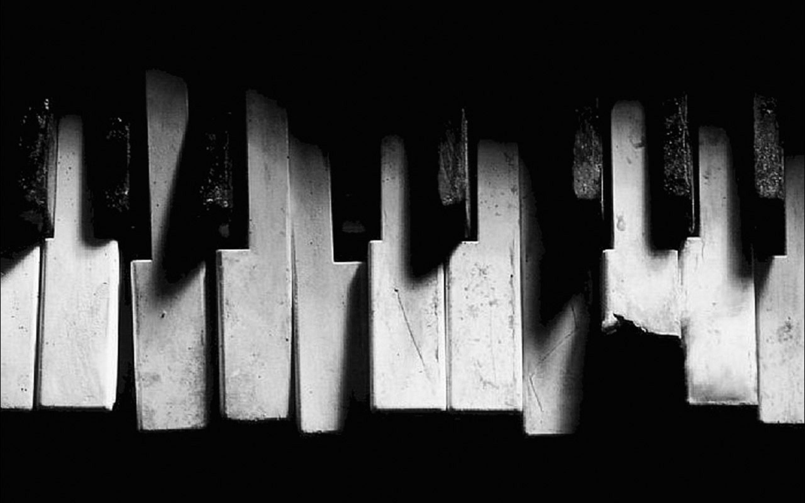2560x1600 Old Grunge Windows 8 Piano Wallpaper Wallpaper Black