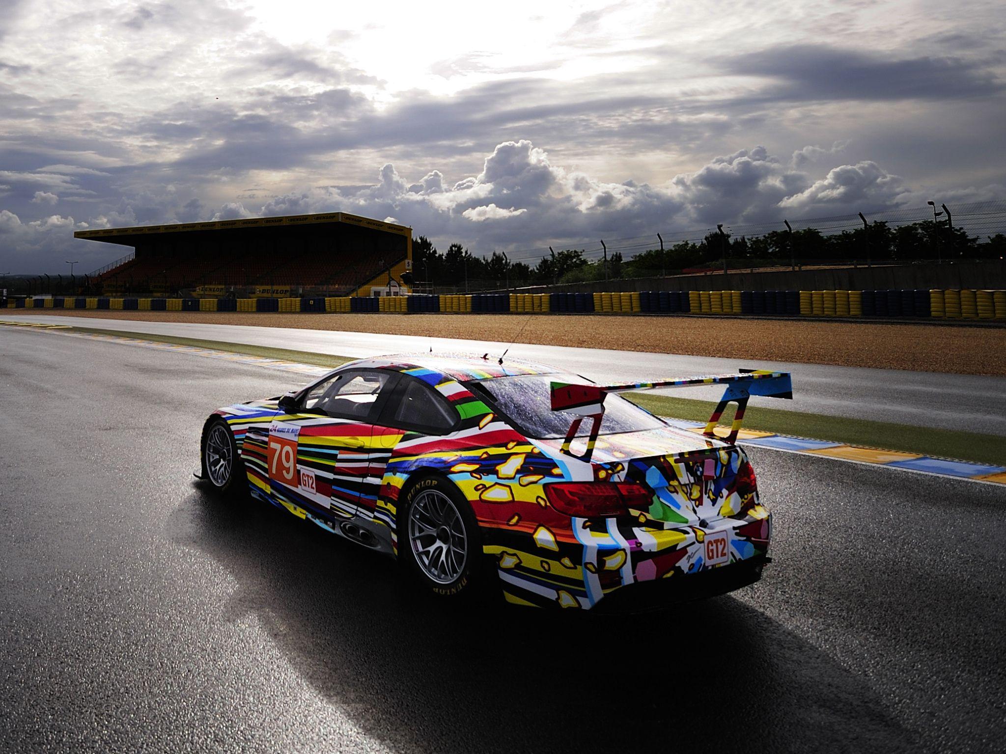 2048x1536 BMW M3 GT2 Art Car By Jeff Koons 2010 Race Car Wallpaperx1536