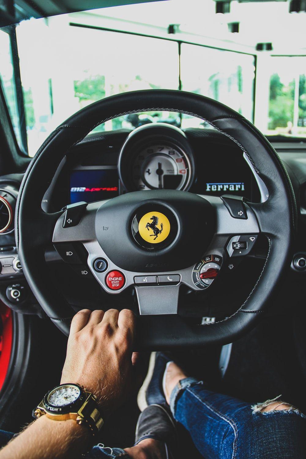 Hình nền Ferrari 1000x1500: Tải xuống HD miễn phí [HQ)
