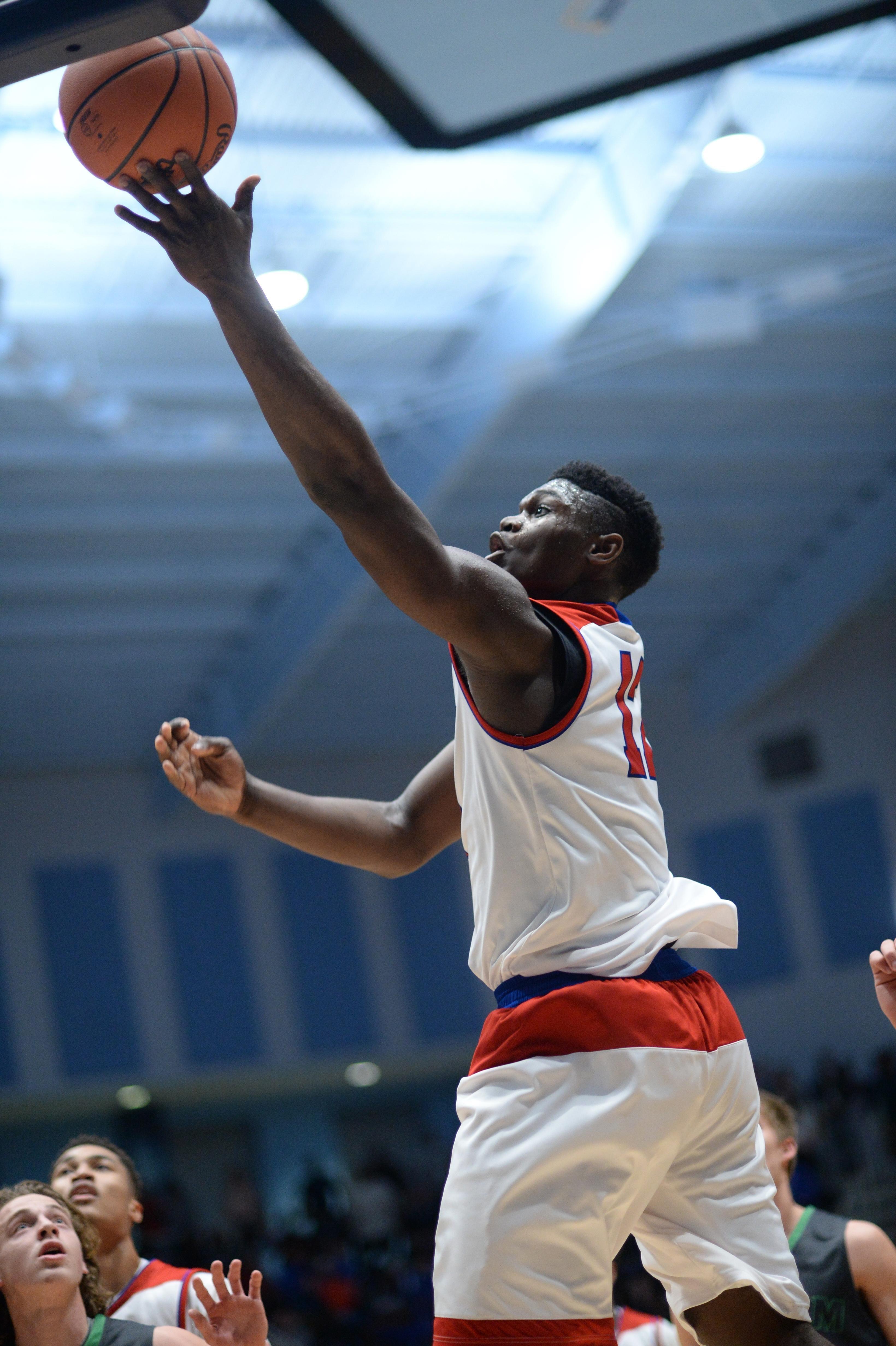 3280x4928 Duke Zion Williamson Wallpaper