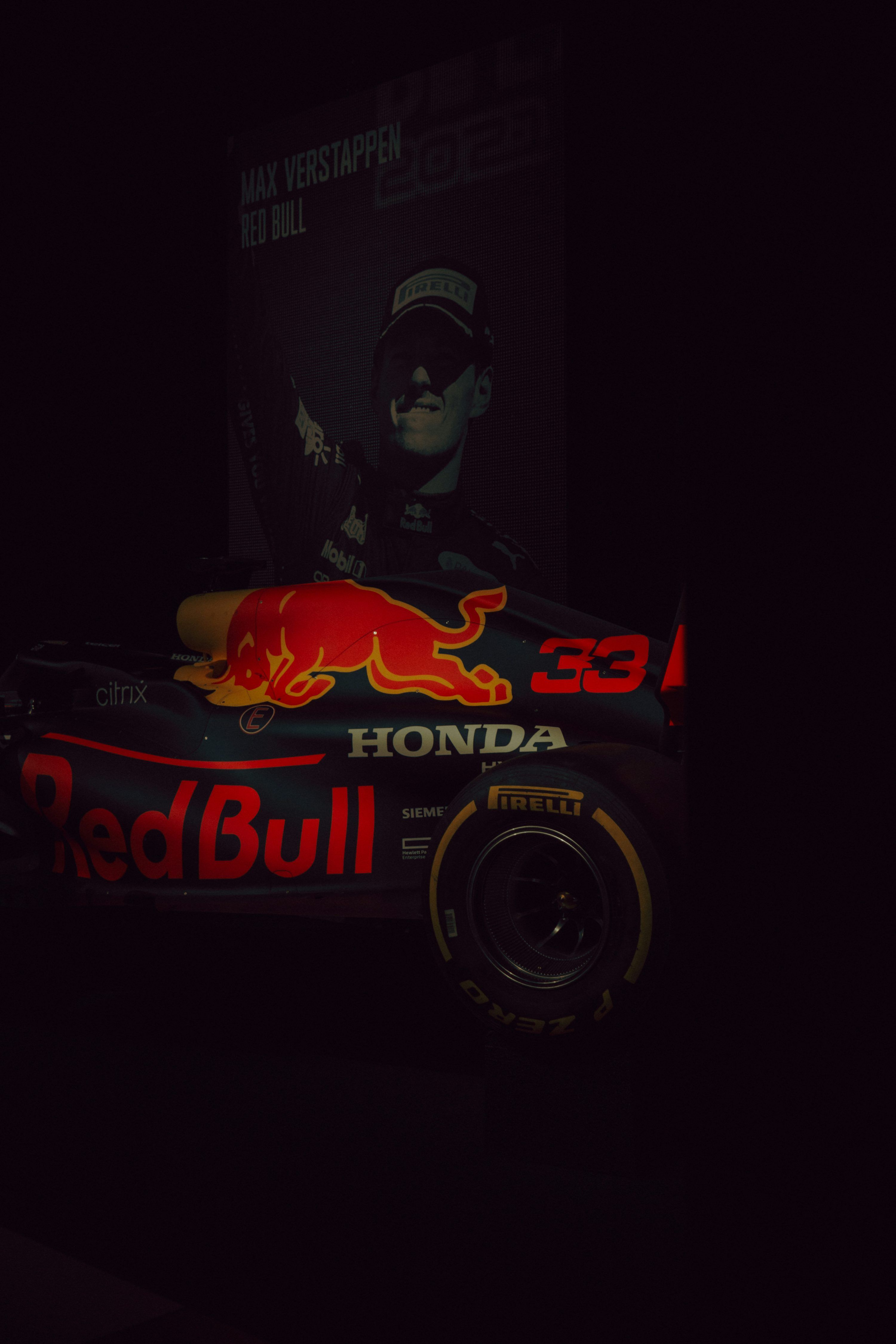 3000x4500 Red bull formula 1 car with max verstappen poster