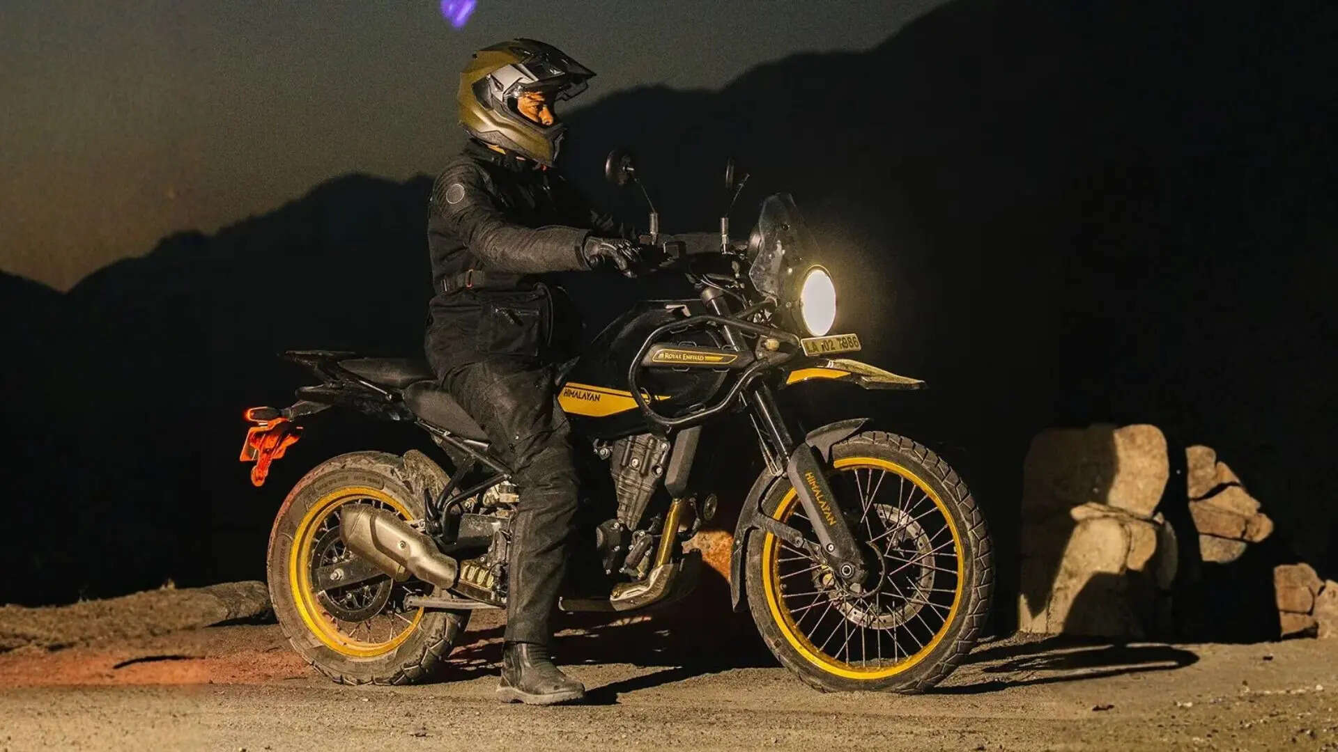 1920x1080 adventure bikes royal enfield himalayan 450 ktm 390 adventure yezdi adventure triumph scrambler 400x suzuki vstrom sx royal enfield guerrilla 450