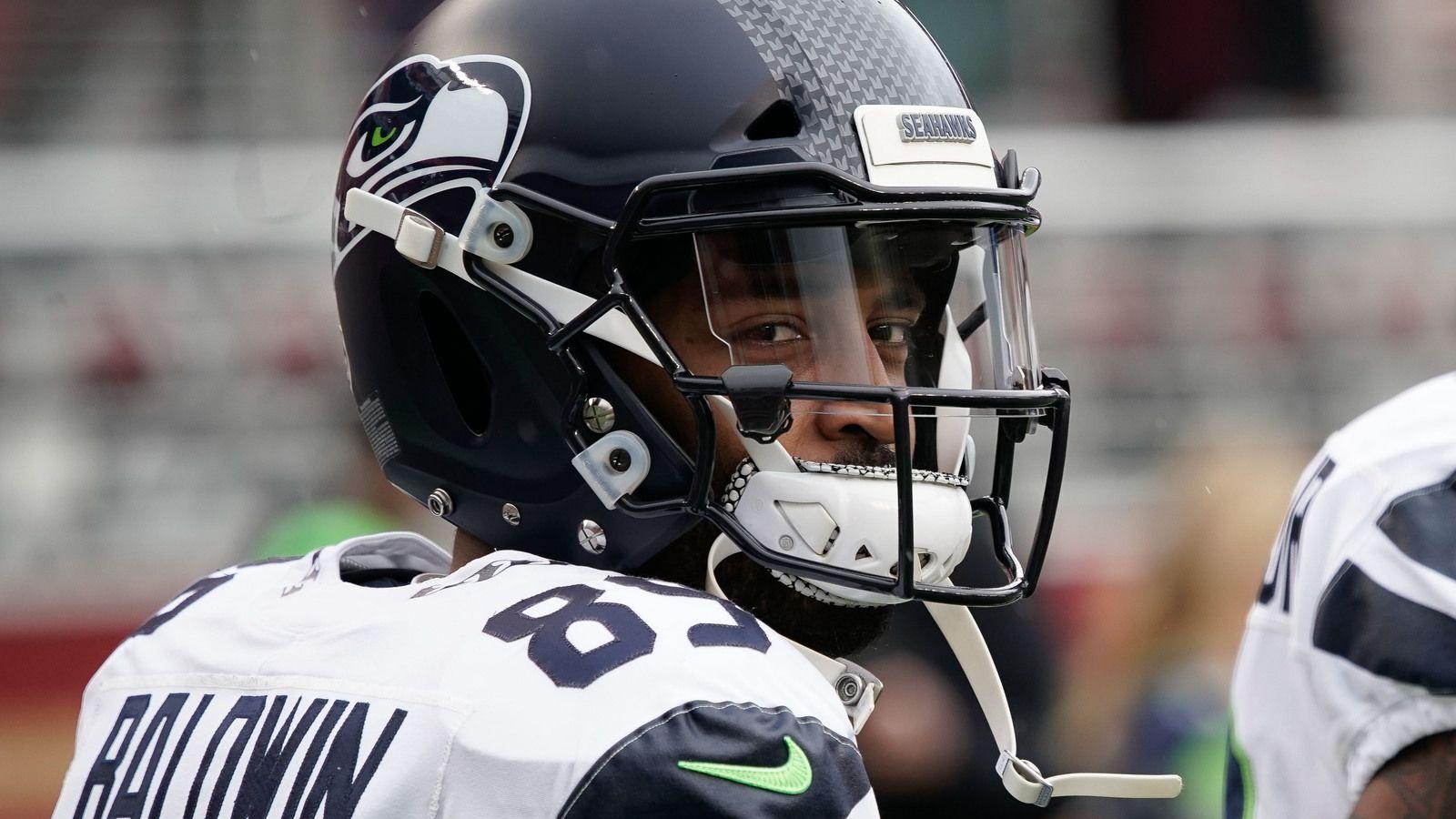 1600x900 Report: Doug Baldwin has partial MCL tear