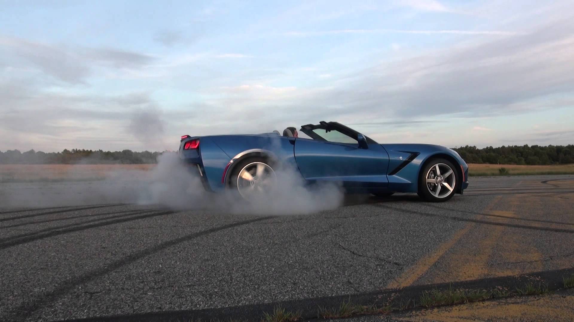 1920x1080 Corvette C7 Stingray Convertible Burnout!
