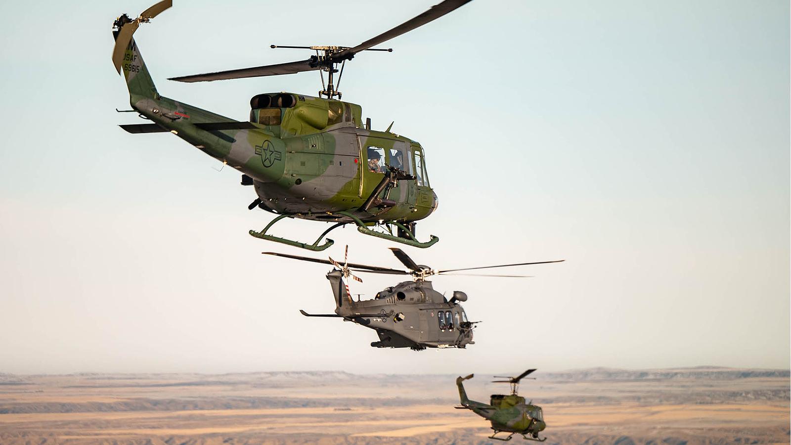 1600x900 UH 1 Huey Coverage