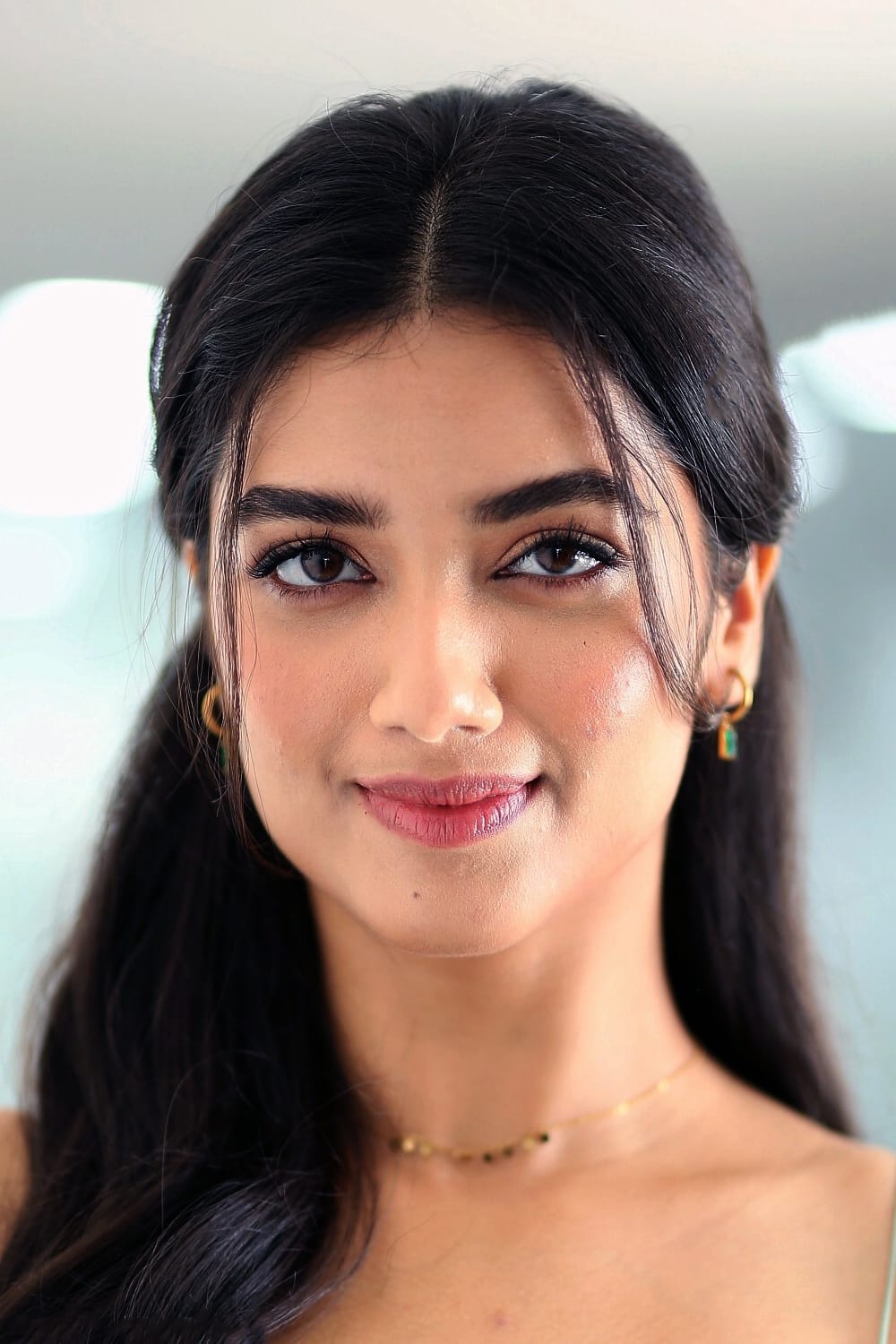 1000x1500 Bhagyashri Borse Image