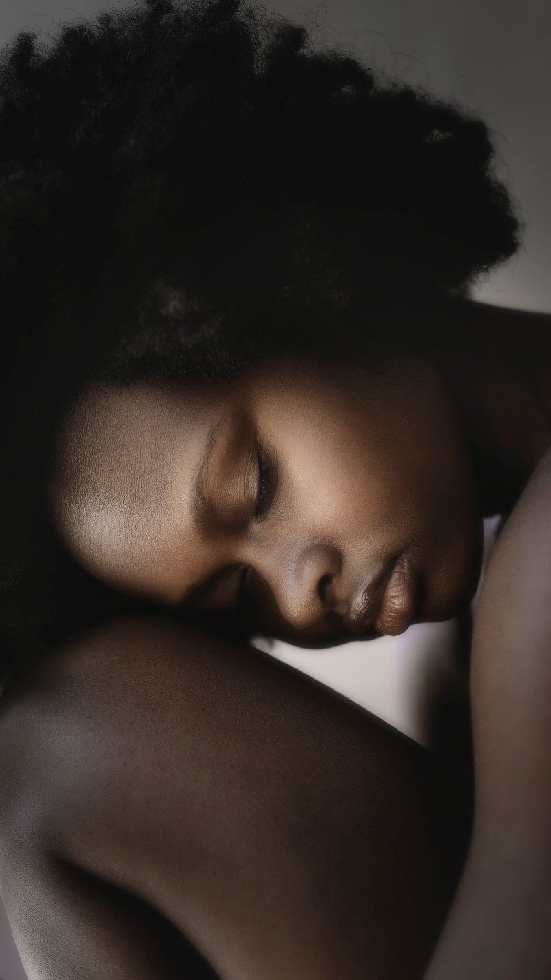 800x1422 Beautiful black woman afro hair
