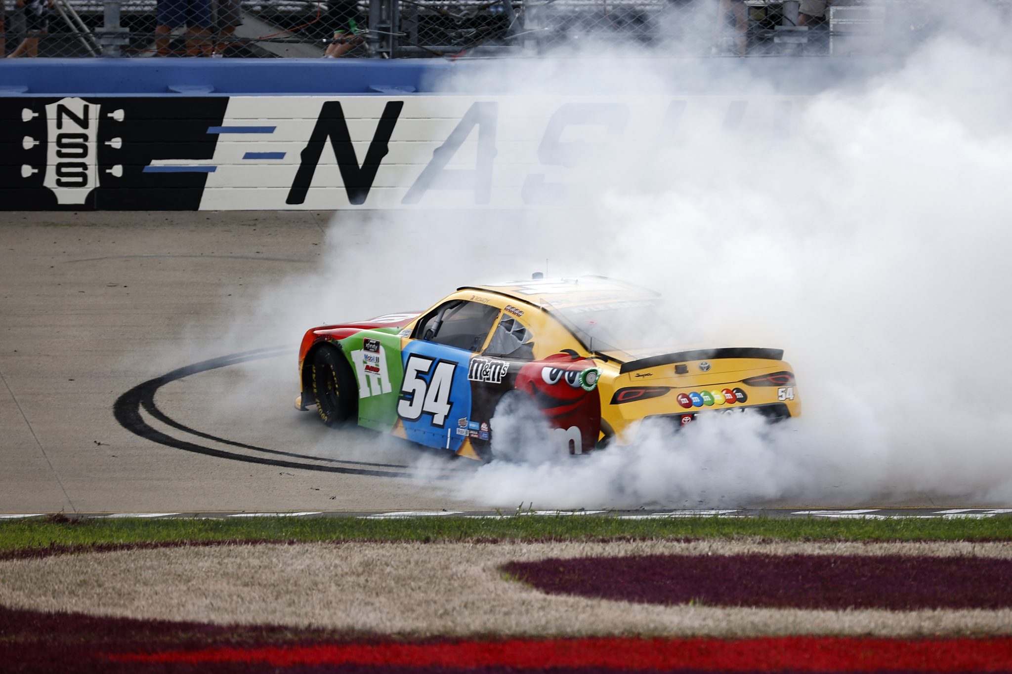 2048x1365 Kyle Busch Makes History in Nashville; Wins 100th Career Xfinity Series Race