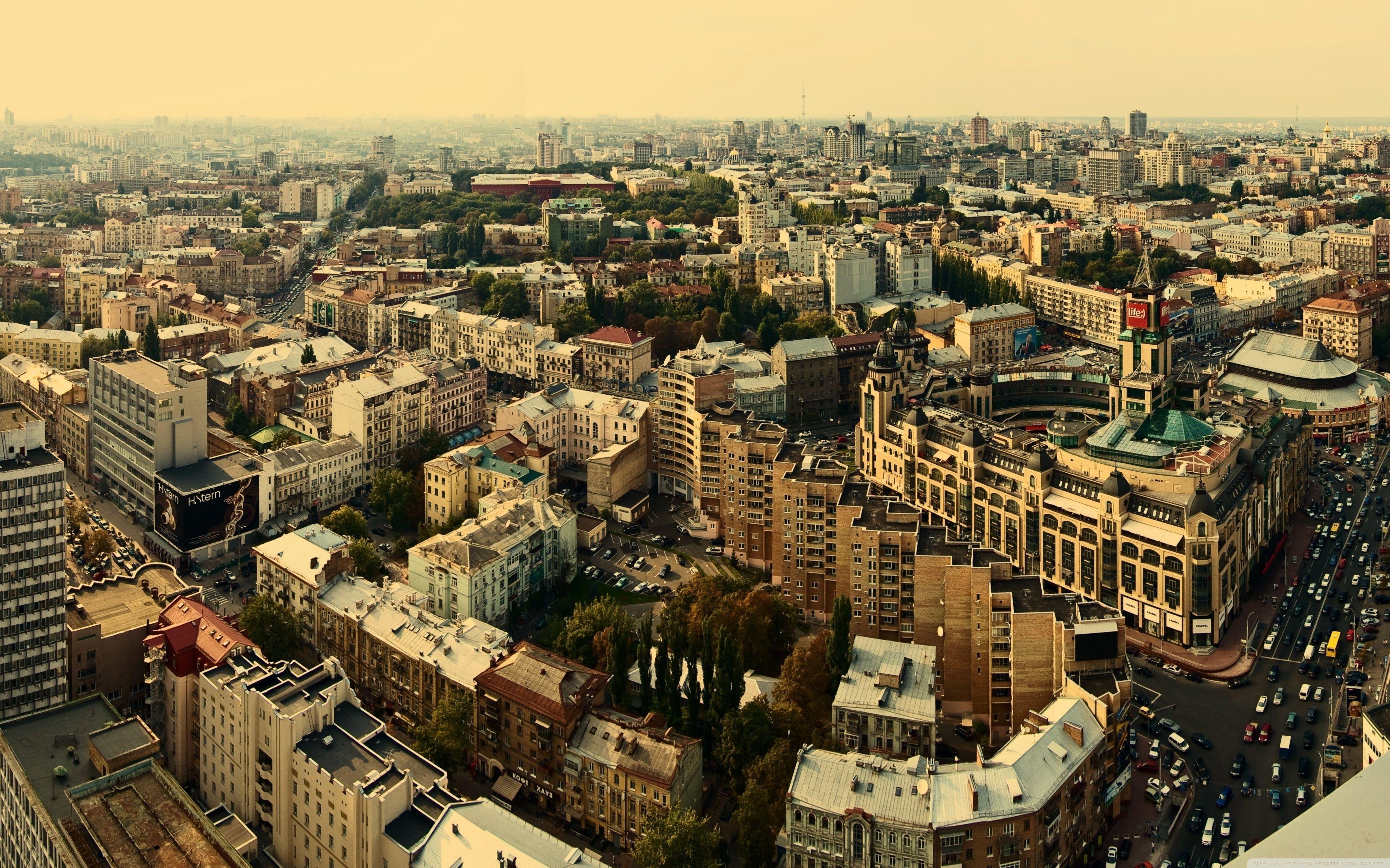 3840x2400 Kiev Wallpaper