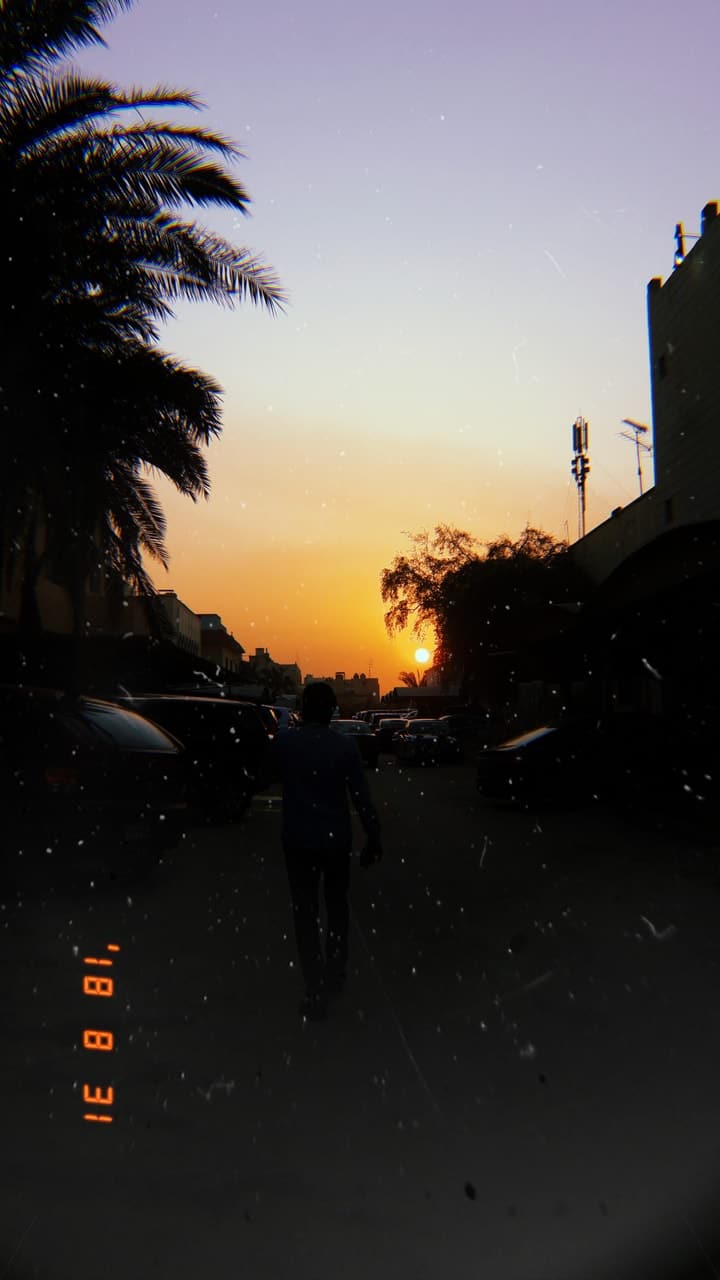 720x1280 Chill Vibes Wallpaper