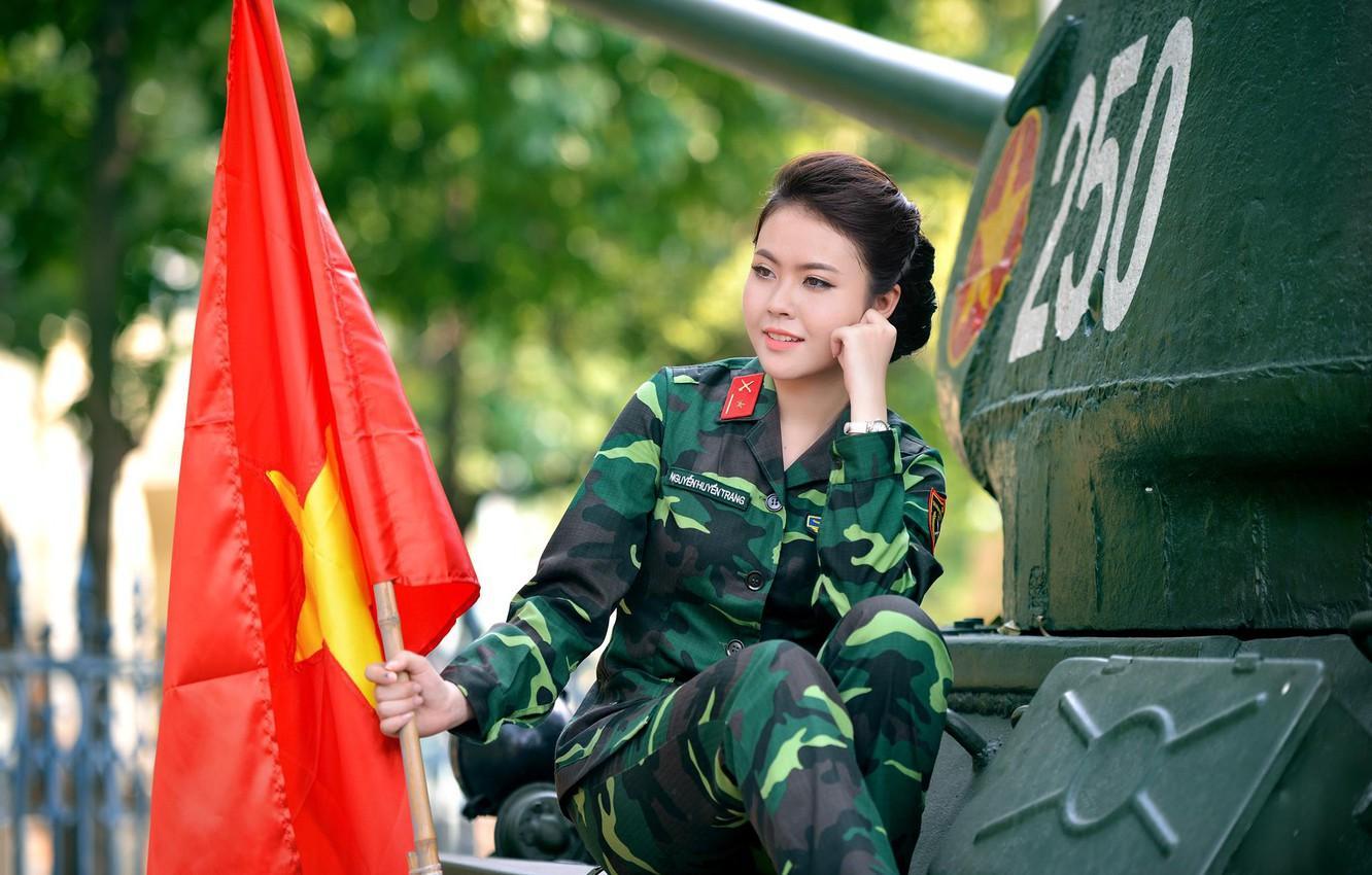 1332x850 Vietnam Flag Wallpaper