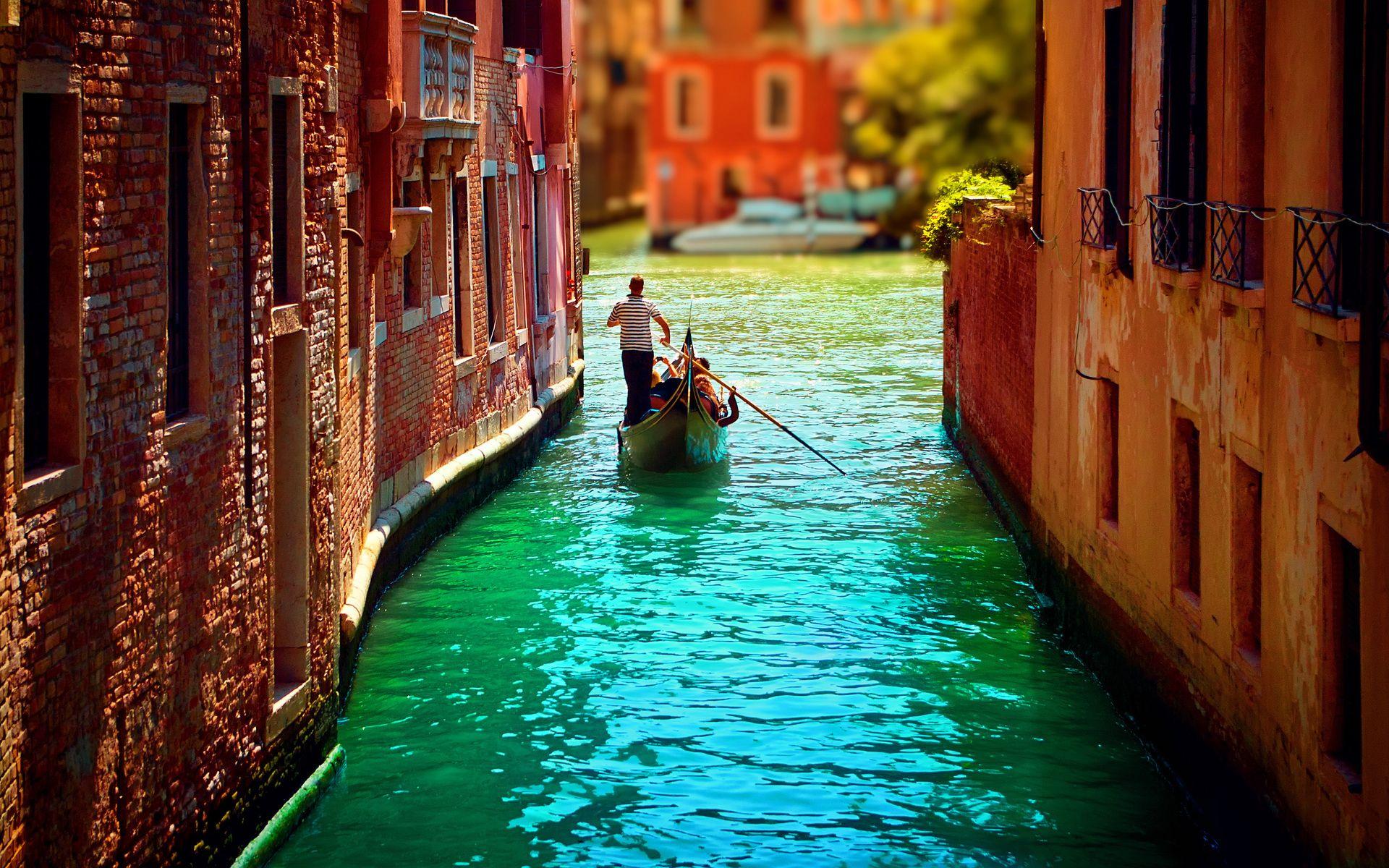 1920x1200 Venice Italy Gondola Venitian Boat Desktop Wallpaper