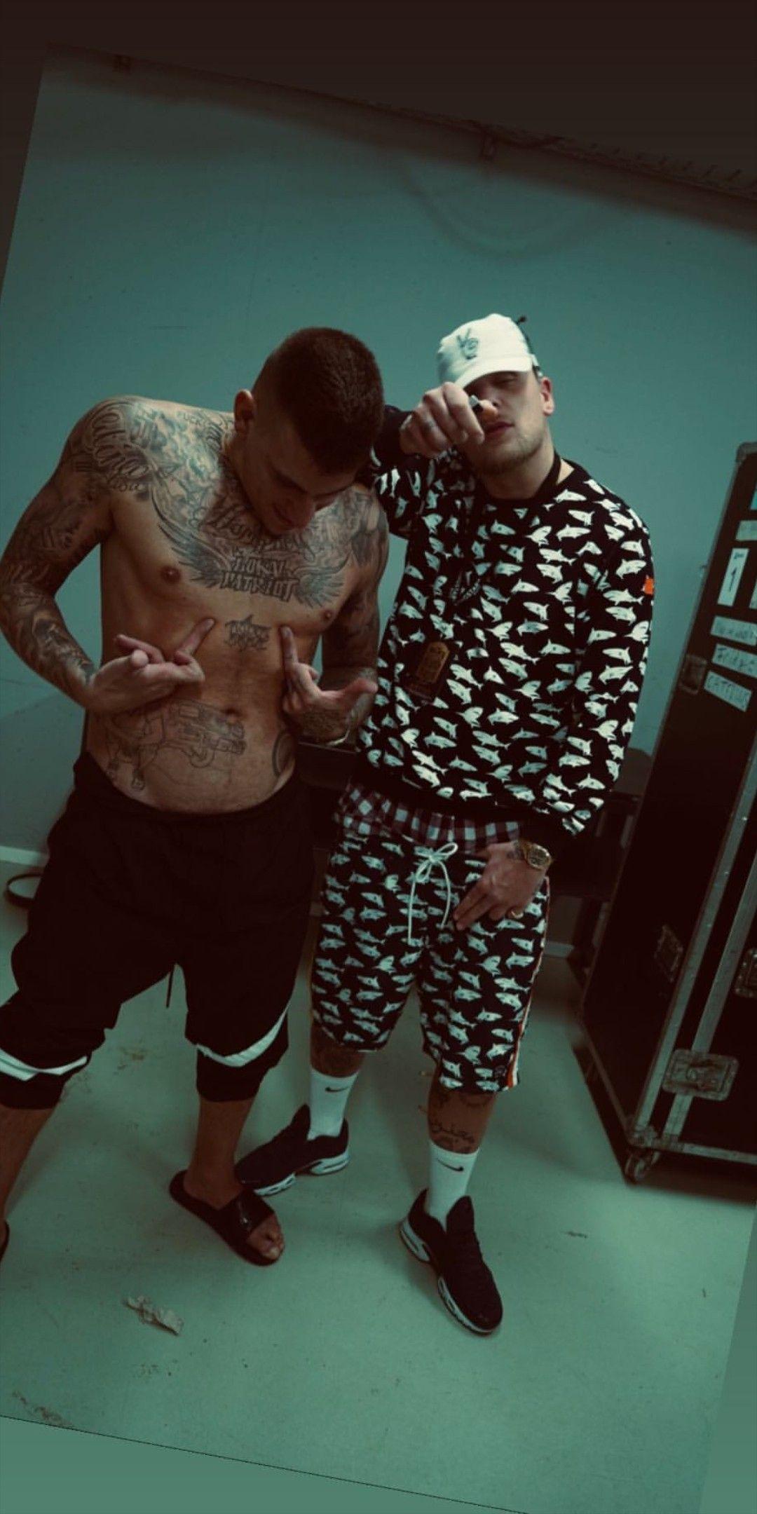 1080x2160 robert187erz (gashi1313)